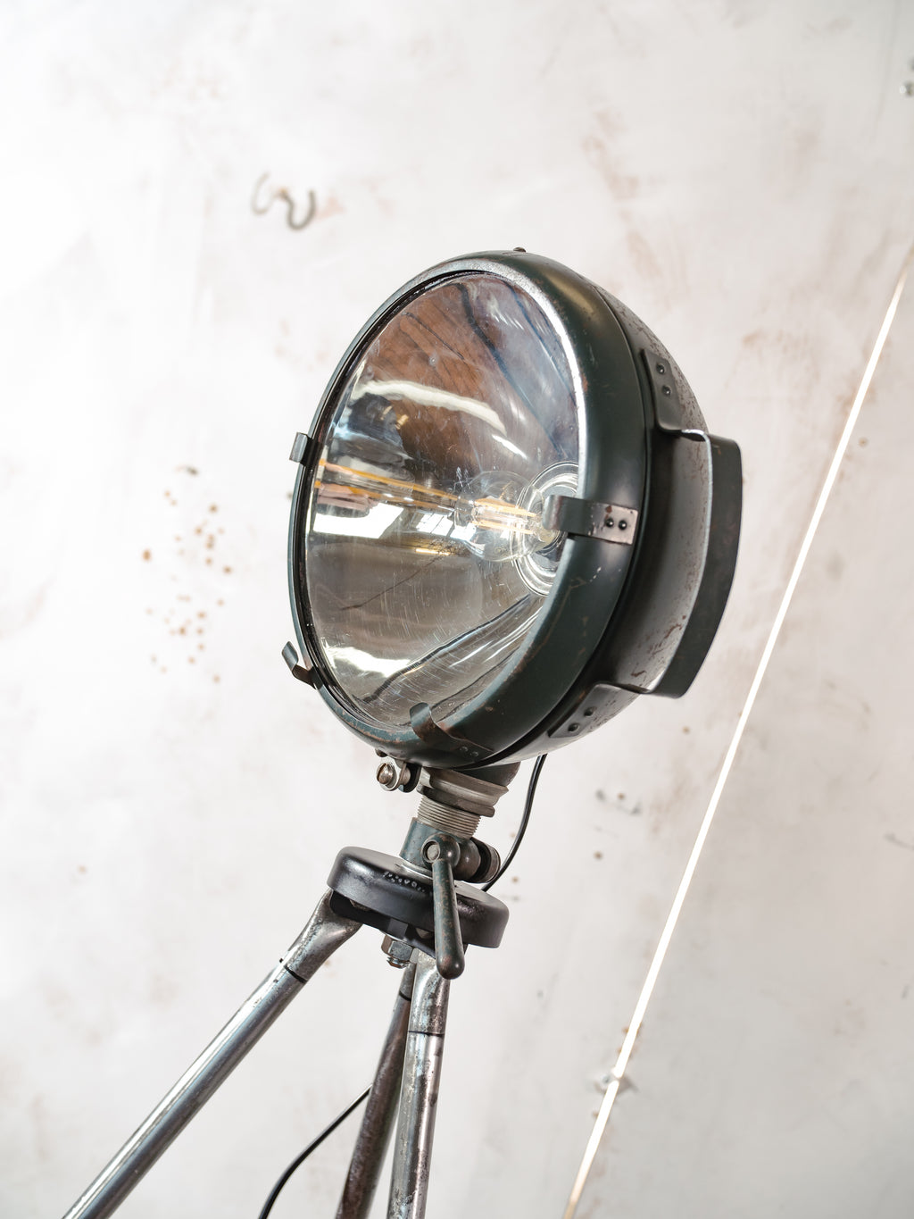 Vintage Military Spotlight Floor Lamp on original Tripod | Bosch Eisemann Industrial Searchlight | Industrial Loft Lighting