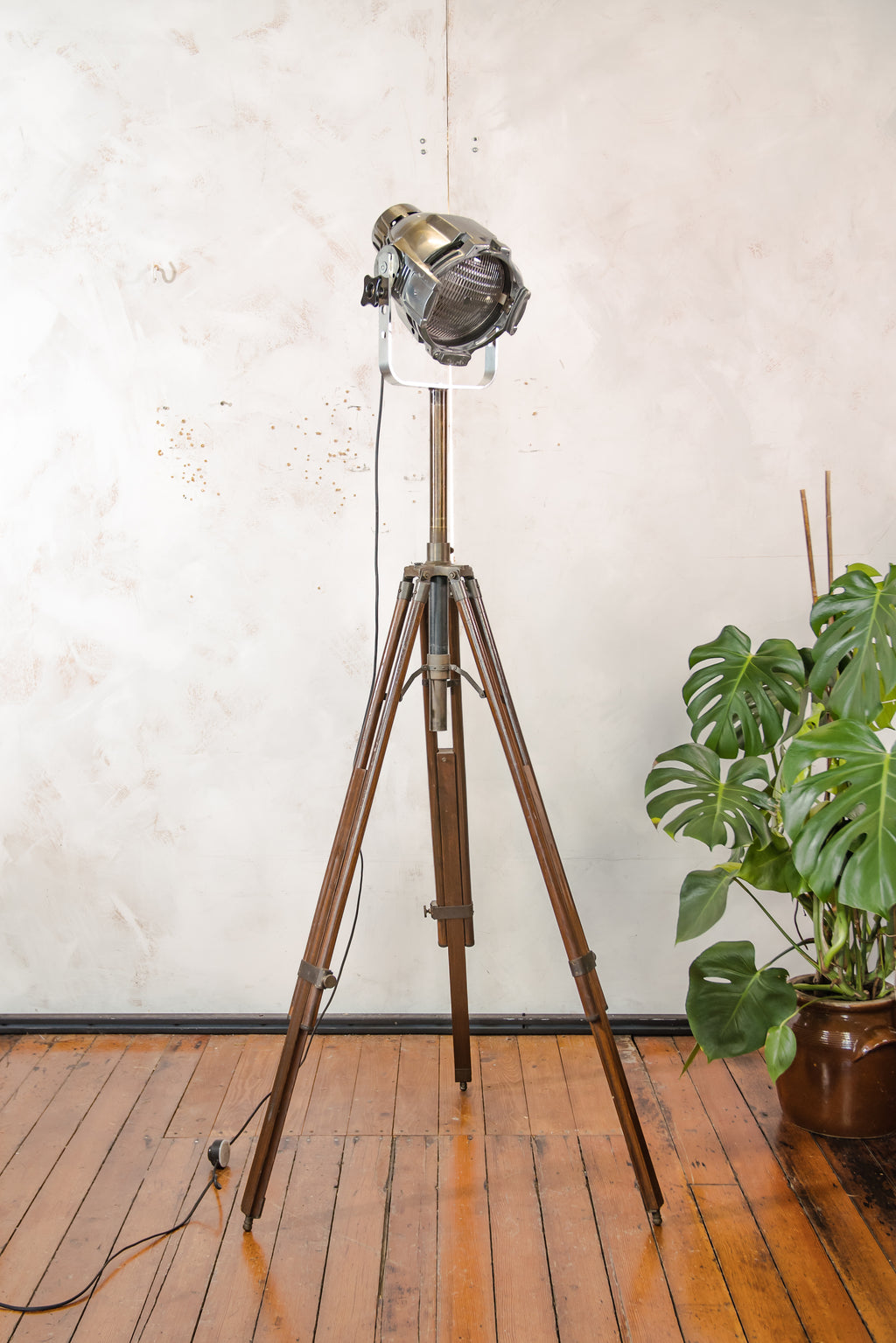 Industrial Theater Floor Lamp | Upcycled Studio Light | Chrome Stagelight on adjustable Wooden Tripod
