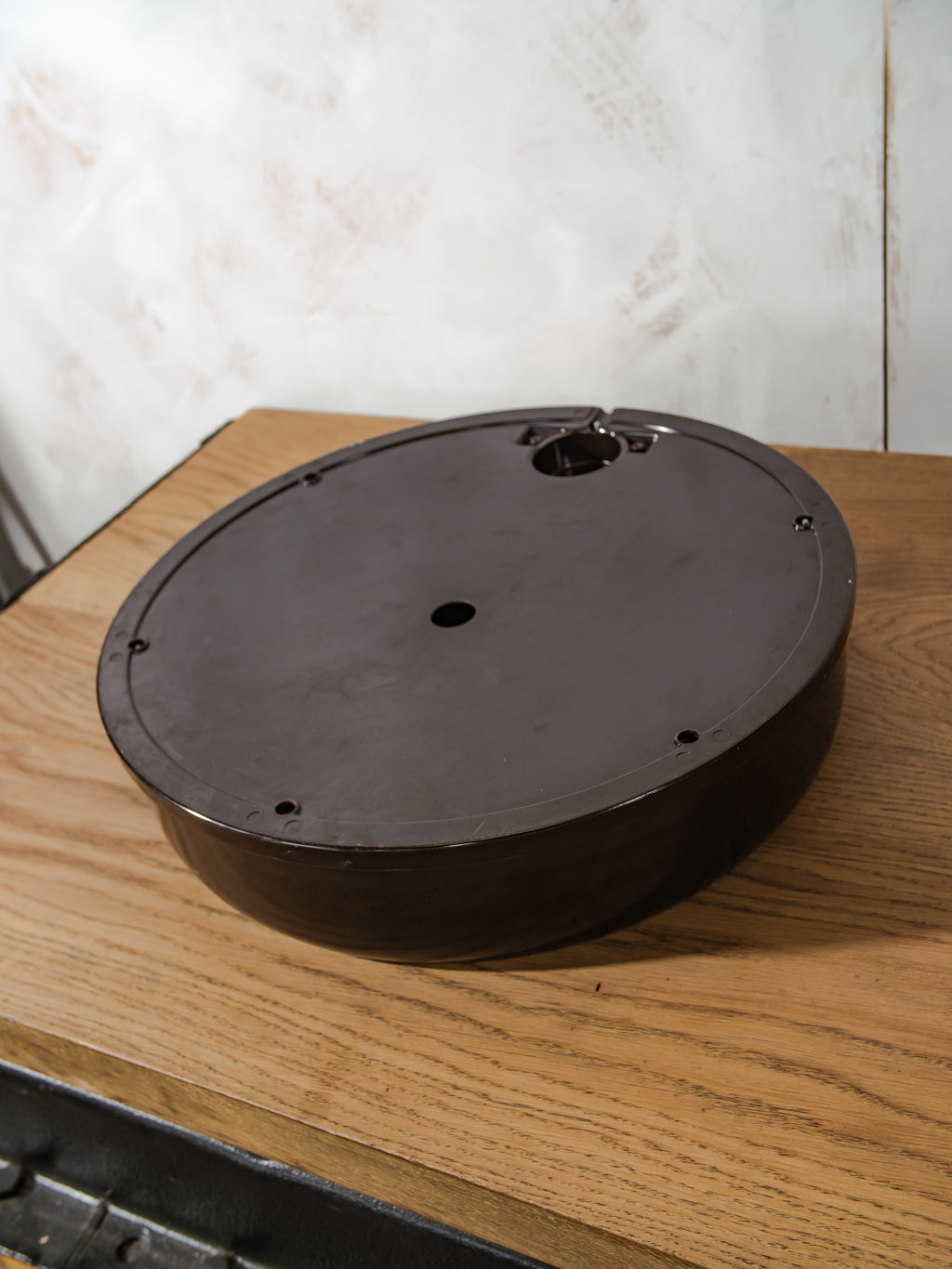 Large Vintage Industrial Wall Clock by Pragotron | 1960s Station Timekeeper, Bakelite dark brown body, 50Ø