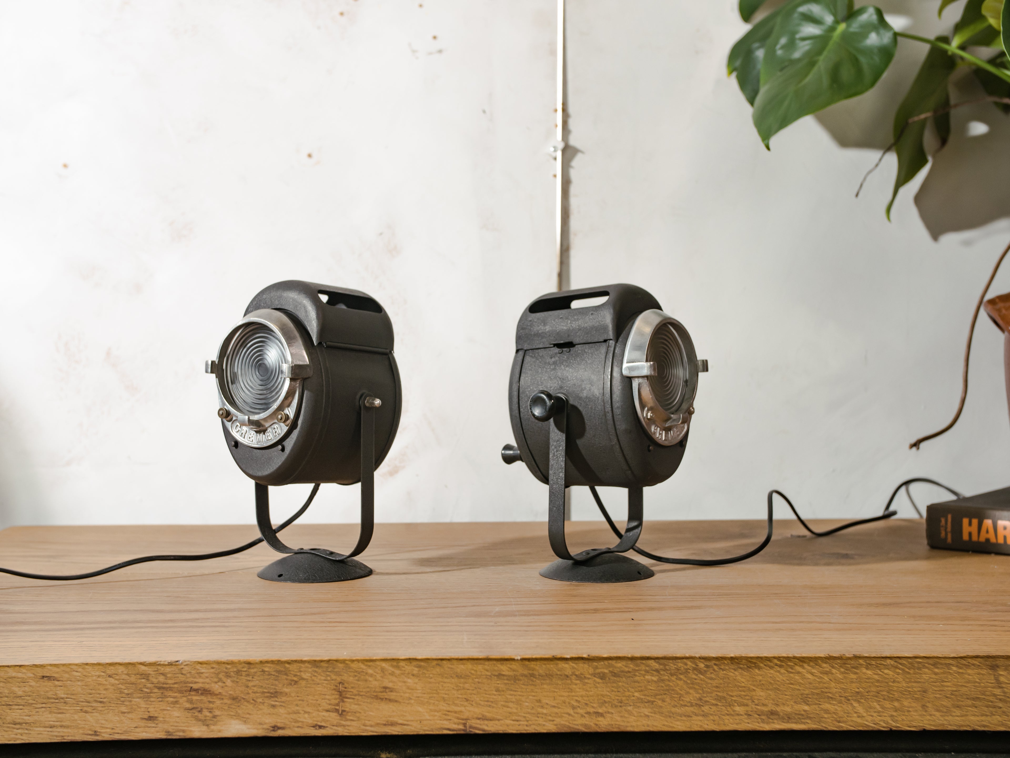 Vintage 1950s A.E. Cremer Paris Baby spotlight Lamp, Original Industrial Theater Lighting