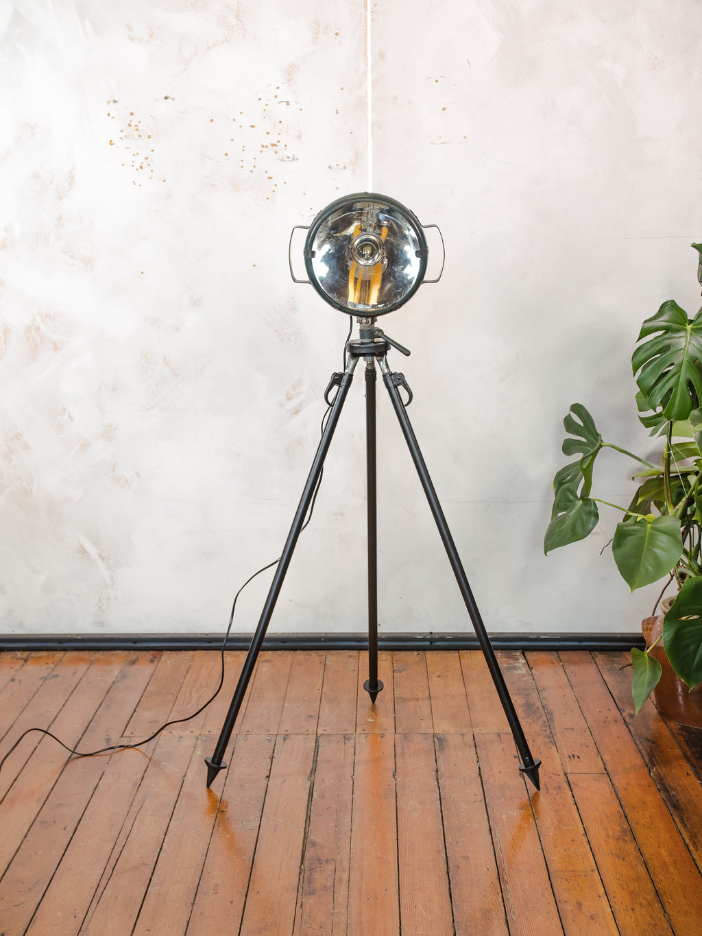 Vintage Military Spotlight Floor Lamp on original Tripod | Bosch Eisemann Industrial Searchlight | Industrial Loft Lighting