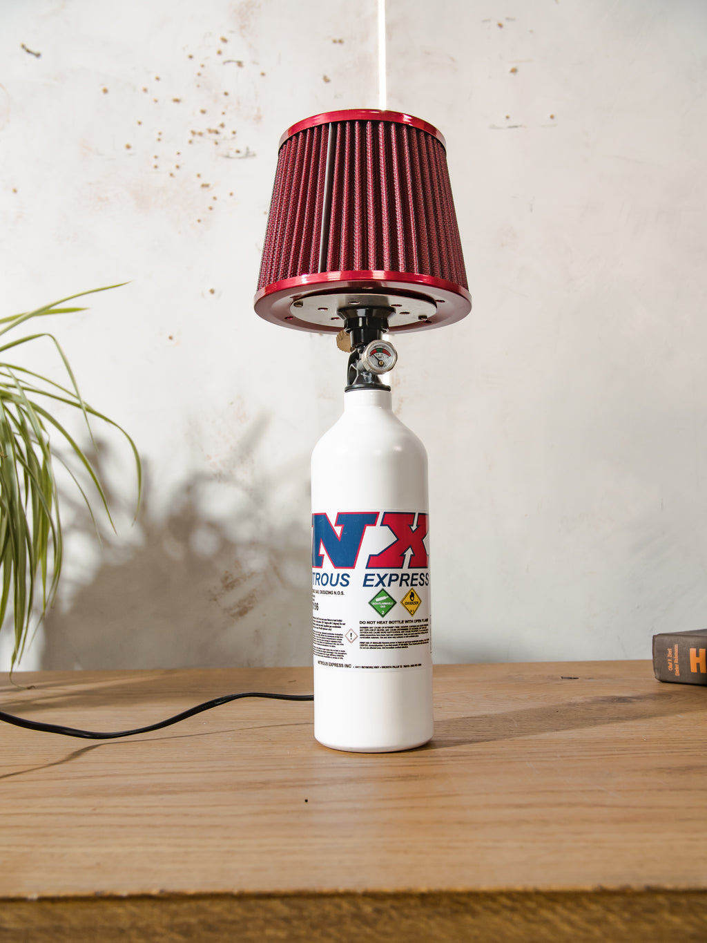 Racing Nitrous Oxide NOS & NX Express bureau of tafel lamp met Power luchtfilter lampenkap, wit + blauw gerecyclede brandblusser JDM