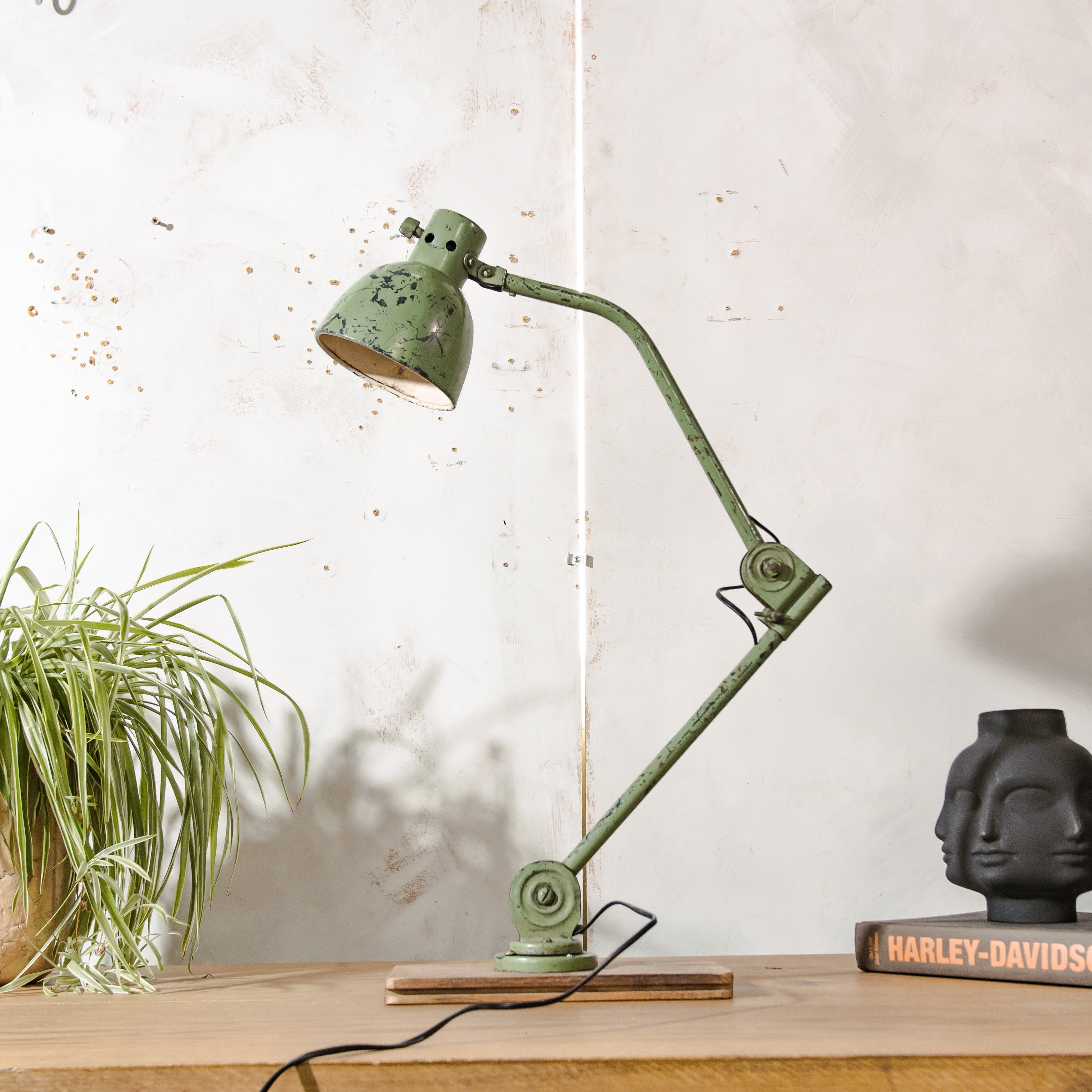 1940s Hala Zeist, Model 122 Swing Arm Lamp, Vintage Industrial Desk Light - Patina Green