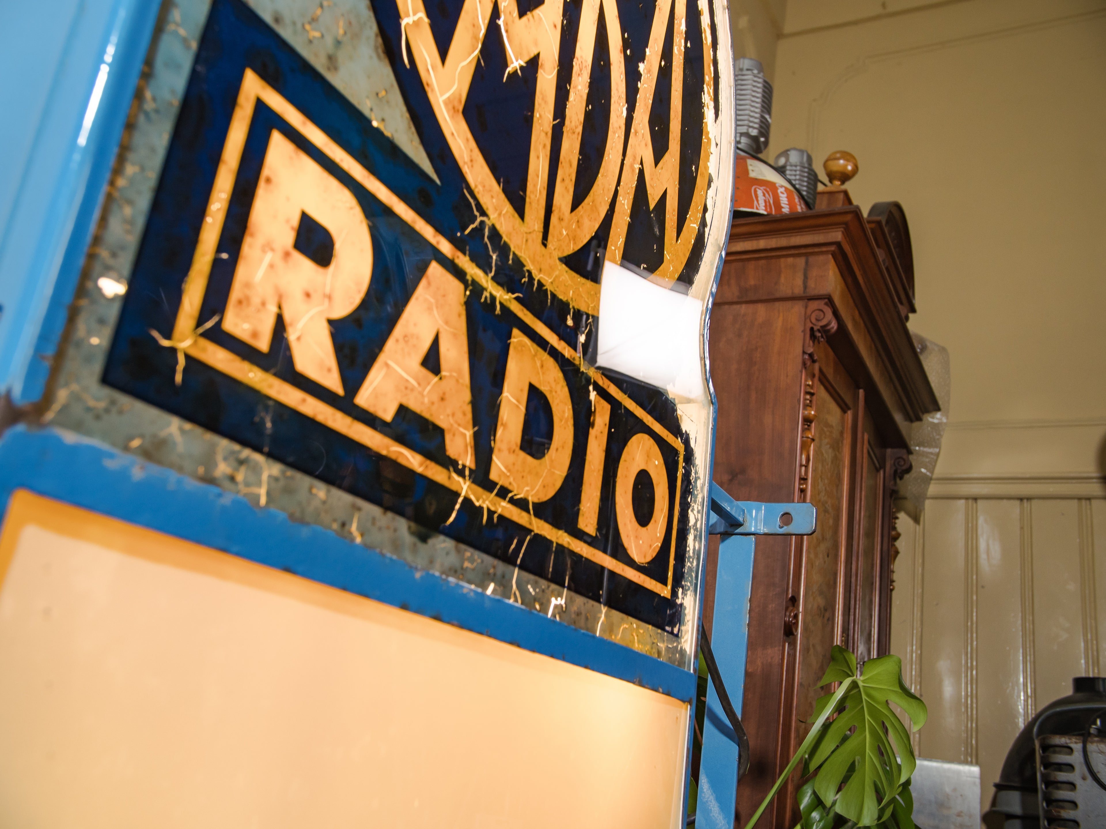 Uiterst zeldzaam dubbelzijdig verlicht reclamebord van SABA Radio uit de jaren 30 – Art Deco Duitse radio reclame lichtbak Emaille & glas bedekt- Museumkwaliteit