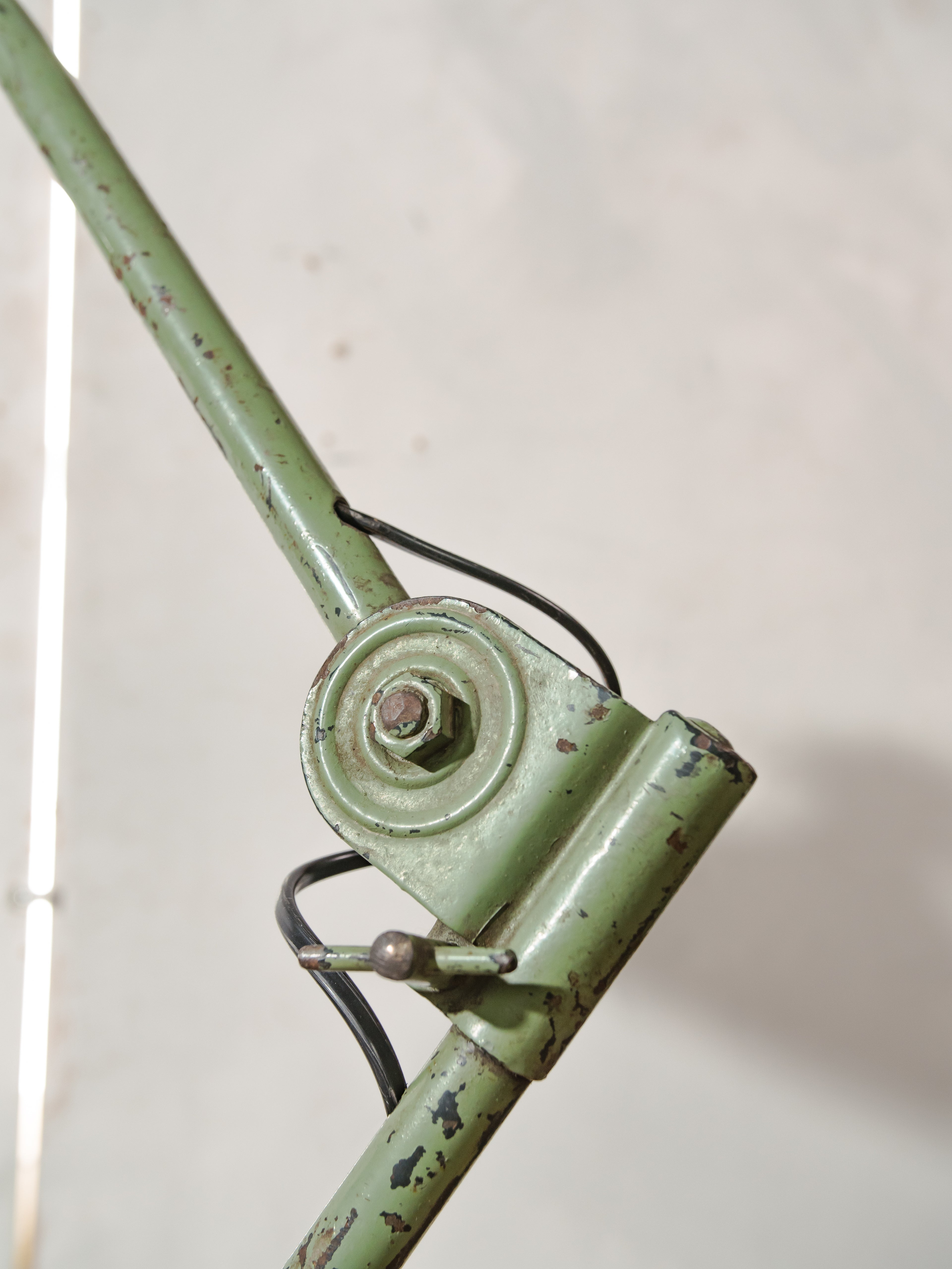 1940s Hala Zeist, Model 122 Swing Arm Lamp, Vintage Industrial Desk Light - Patina Green