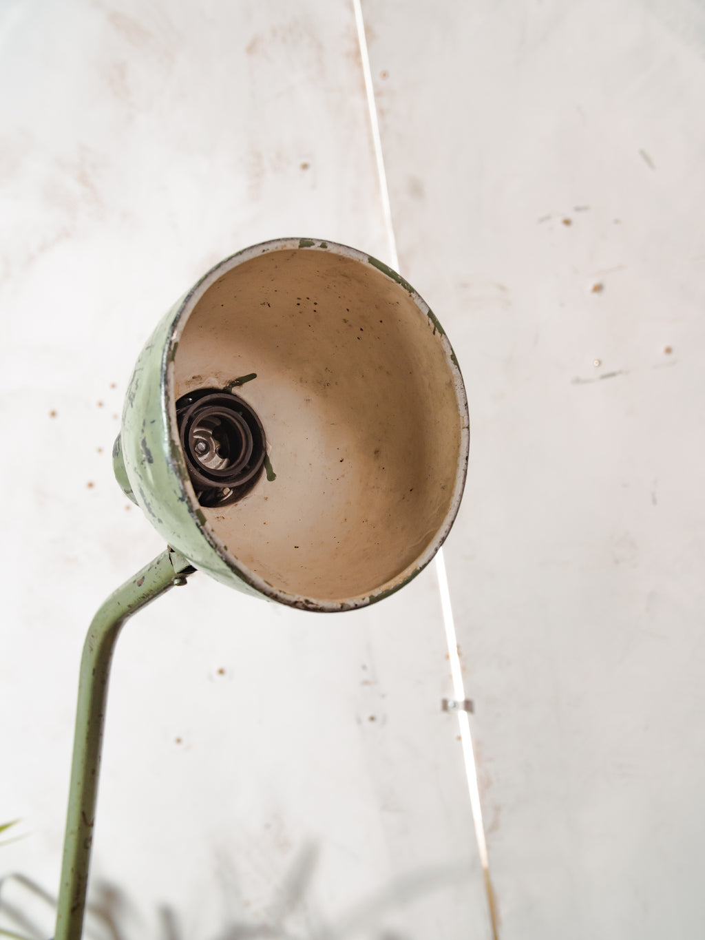 1940s Hala Zeist, Model 122 Swing Arm Lamp, Vintage Industrial Desk Light - Patina Green