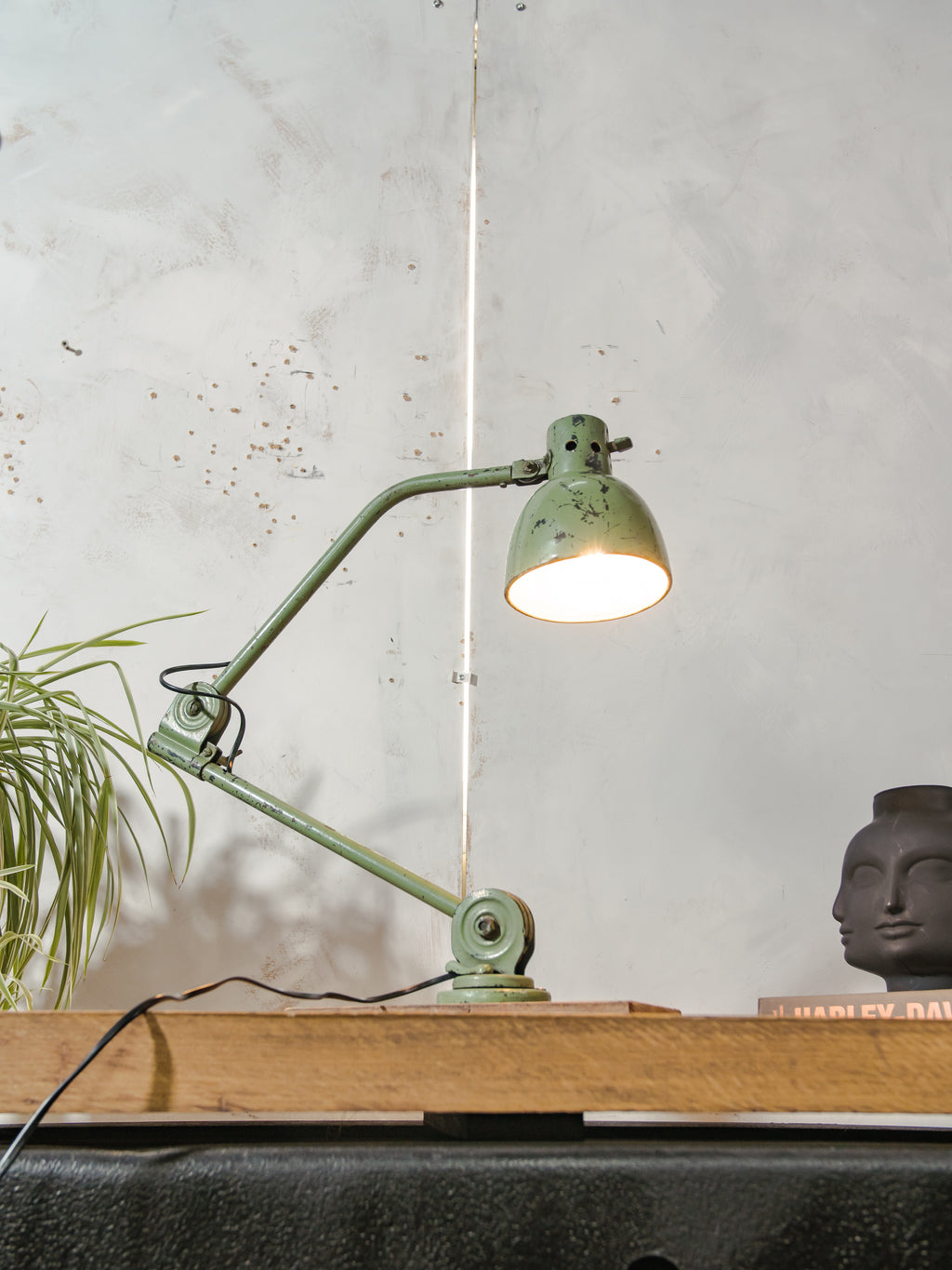 1940s Hala Zeist, Model 122 Swing Arm Lamp, Vintage Industrial Desk Light - Patina Green