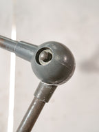 Vintage Jieldé industriële vloerlamp uit de jaren 50 met 4 armen, Frans ontwerp van Jean-Louis Domecq – Originele grijze patina