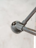 Vintage Jieldé industriële vloerlamp uit de jaren 50 met 4 armen, Frans ontwerp van Jean-Louis Domecq – Originele grijze patina
