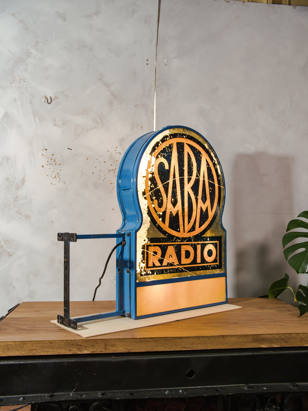Uiterst zeldzaam dubbelzijdig verlicht reclamebord van SABA Radio uit de jaren 30 – Art Deco Duitse radio reclame lichtbak Emaille & glas bedekt- Museumkwaliteit