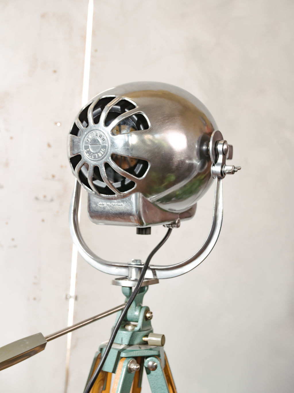 Vintage Strand Electric Patt 123 Theater Spotlight Floor Lamp, Industrial Tripod Stage Light, Polished Film Light, Loft Lighting Decor