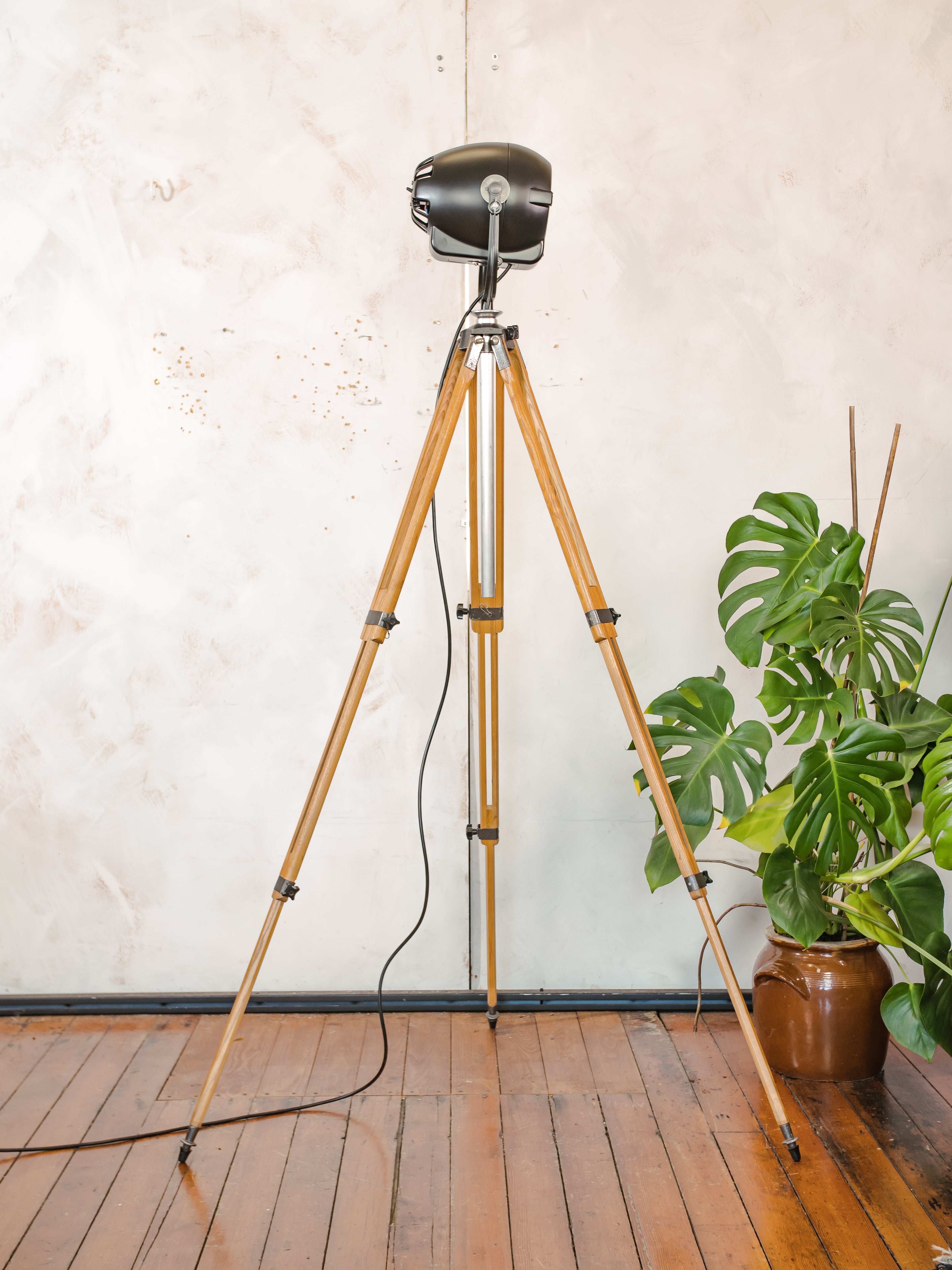 1950s Matte Black Renovated Strand Electric Patt 123 Theater Spotlight Floor Lamp, Berlebach Tripod Stage Light, Designer Loft Decor