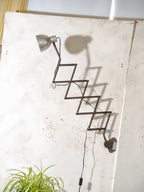 1930s Army Green Patina Scissor Lamp by Hala, Vintage Workshop Harmonica Light, Bauhaus H. Th. J. A. Busquet Lighting