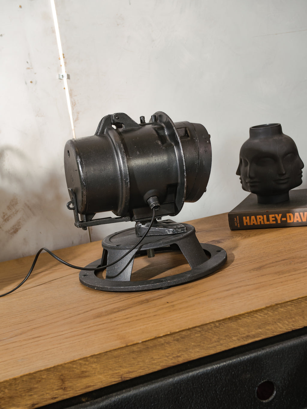 Industrial DDR Railroad Signal Spotlight Desk lamp, Vintage desk Light, Telesig Berlin, Orange Lens