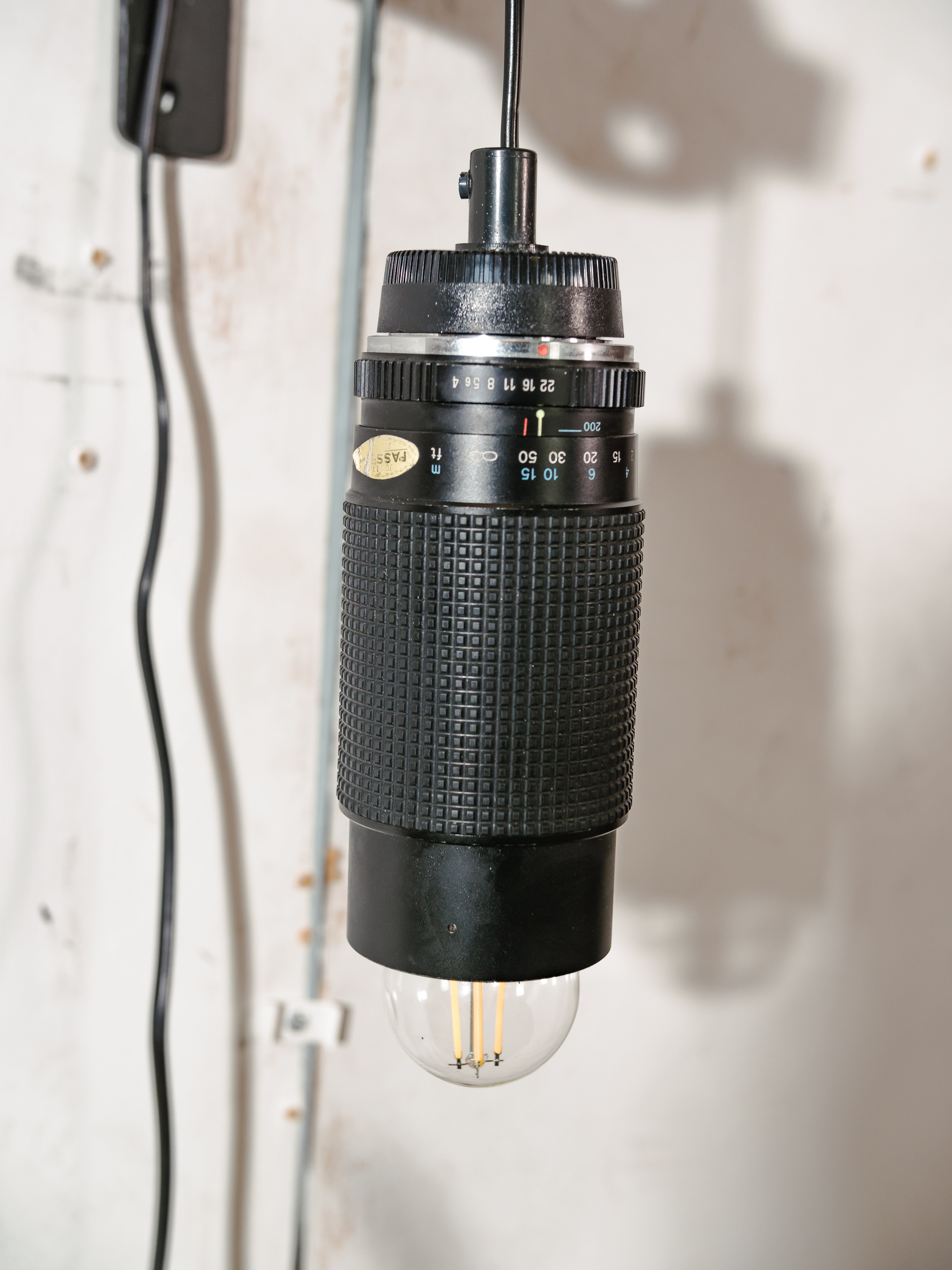 Repurposed LENS Wall lamp, Photo camera 80-200 mm RMC Tokina lighting, Upcycling Pulley light, gift for Photographers
