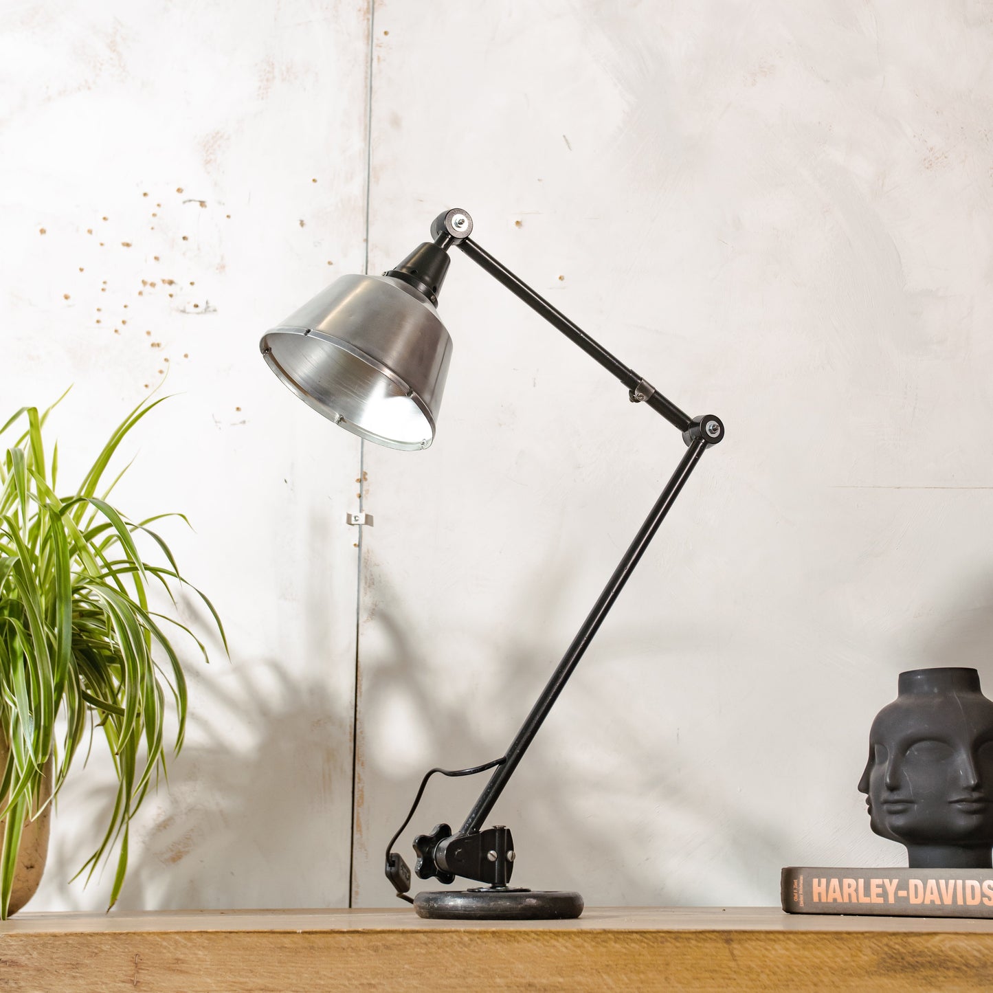 Restored 1950s Midgard R1 Lamp, Bauhaus Black Desk Light, German Designer Lighting, Curt Fischer Design