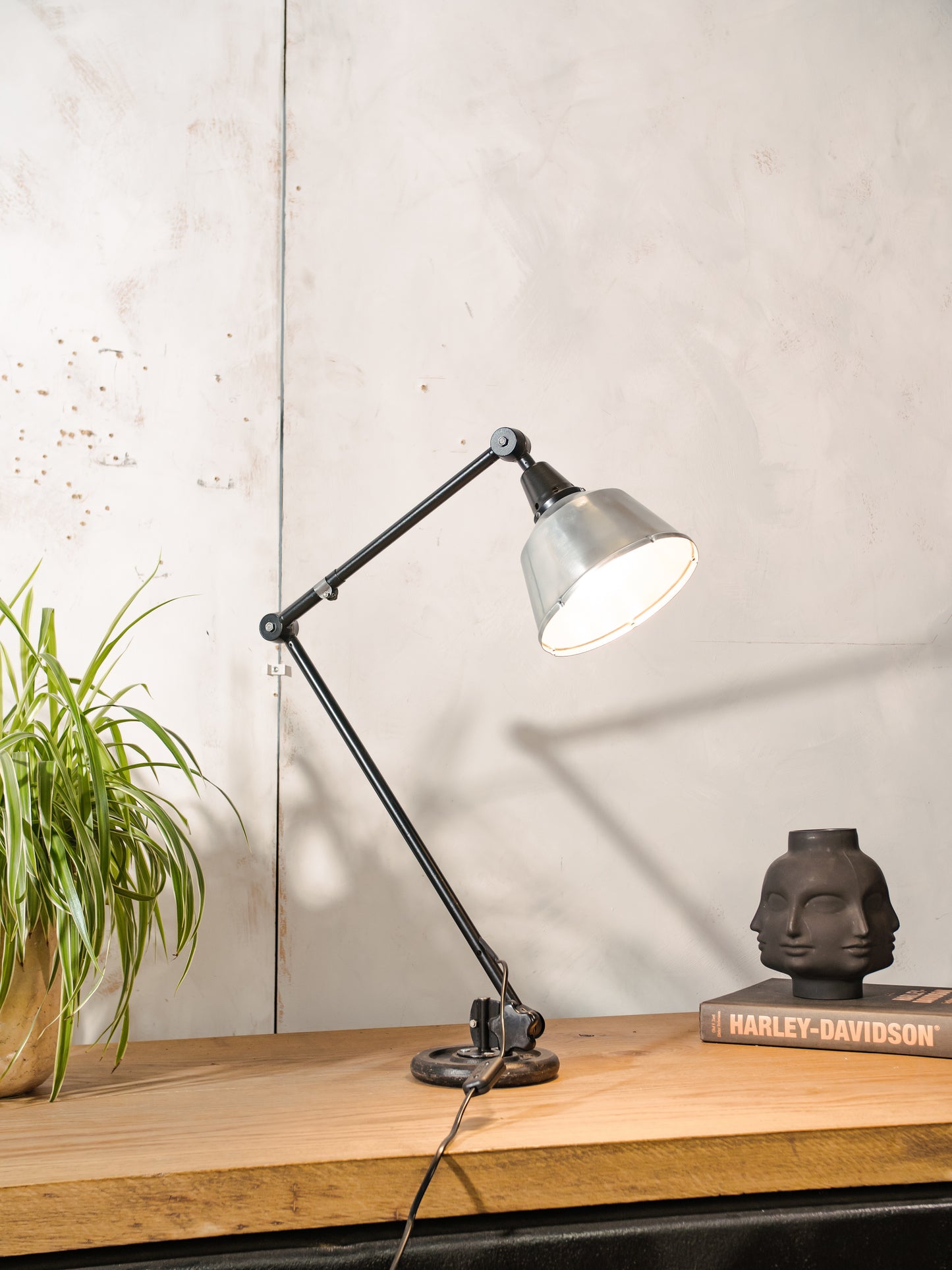 Restored 1950s Midgard R1 Lamp, Bauhaus Black Desk Light, German Designer Lighting, Curt Fischer Design