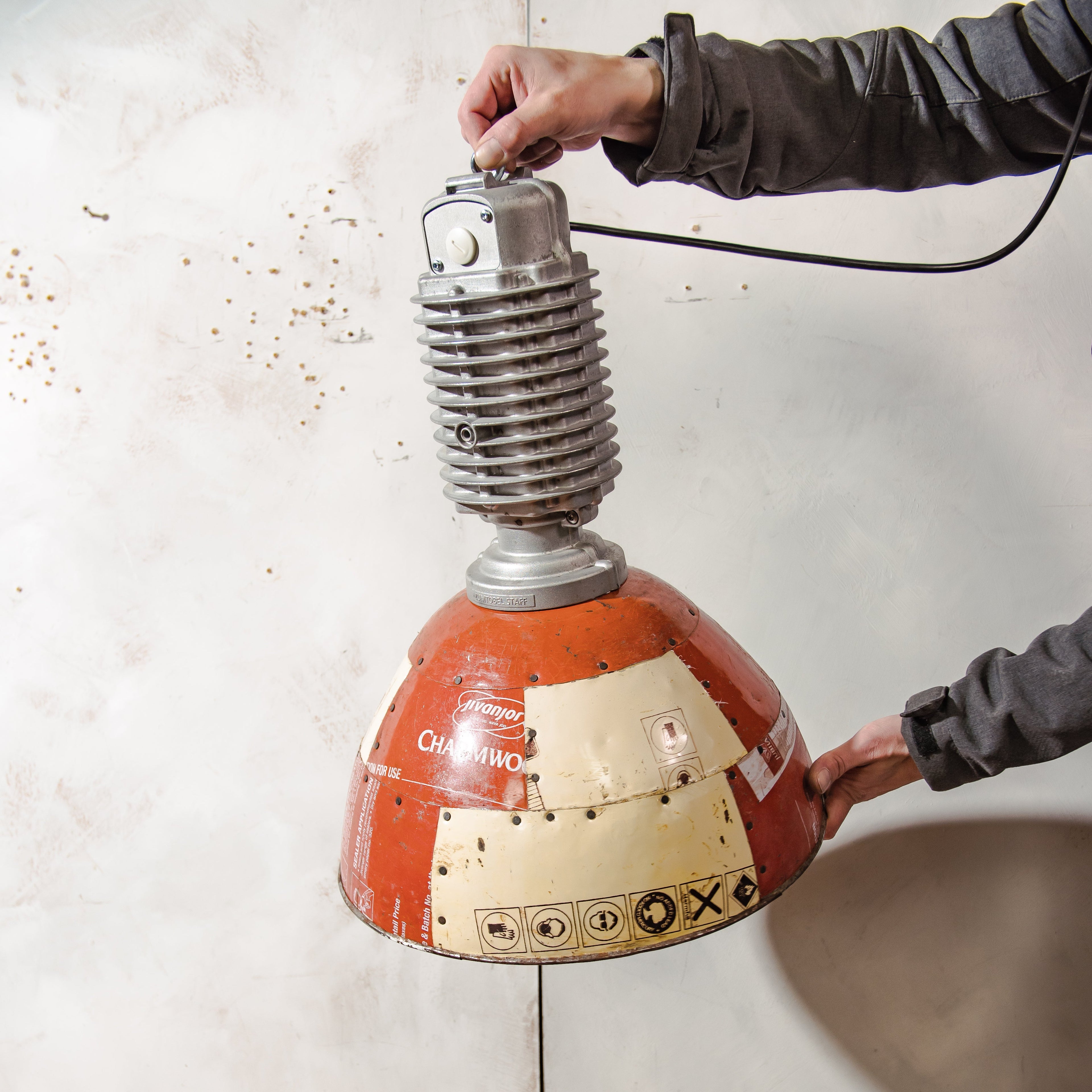 1980s Zumtobel Staff Pendant Light by Charles Keller, Industrial Design Lamp with Fairtrade Upcycled Tin Shade, Austrian Vintage Lighting