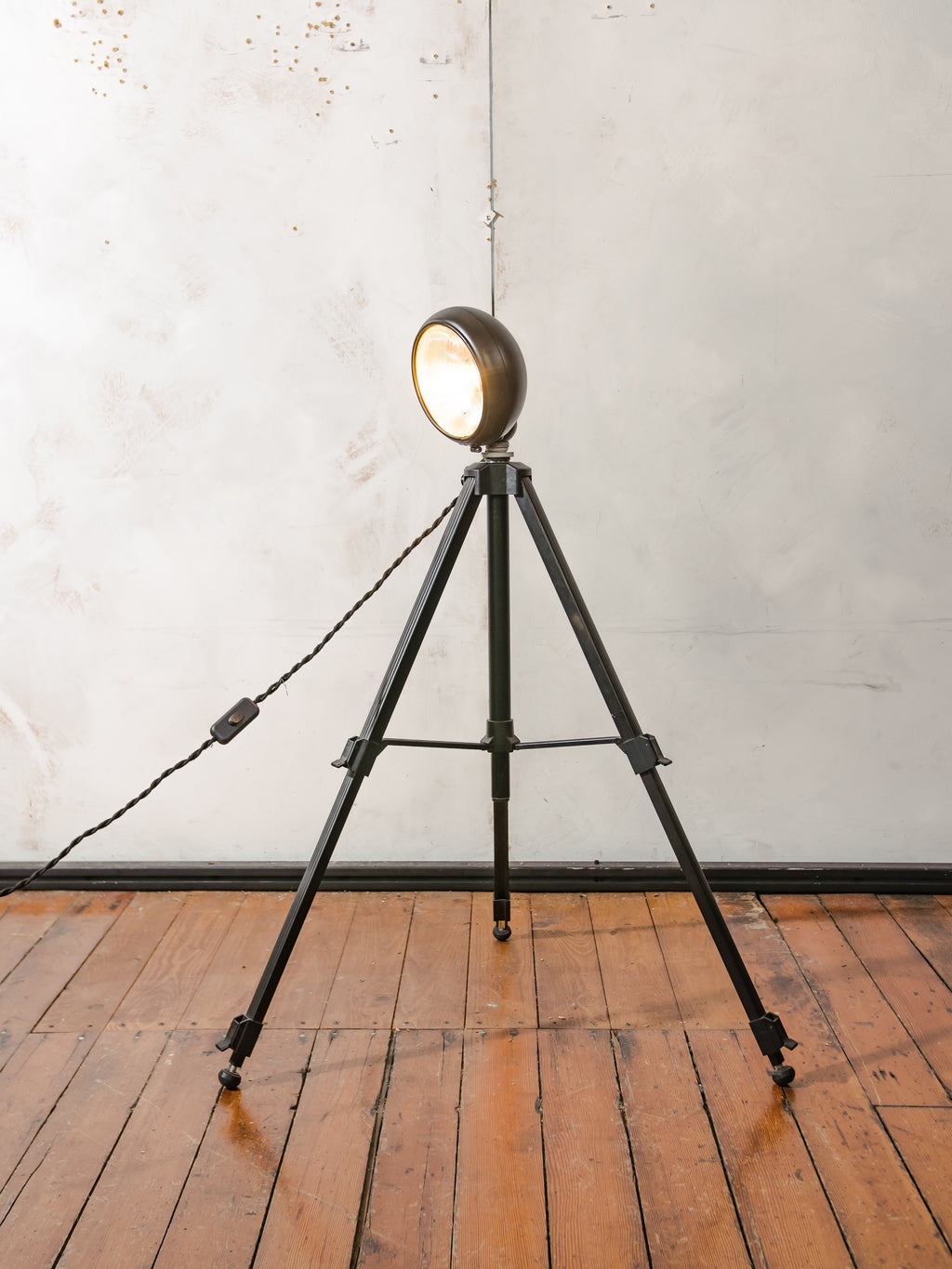 Vintage black Headlight Table Lamp on Photography Tripod, Adjustable to FloorLamp, Spotlight Light