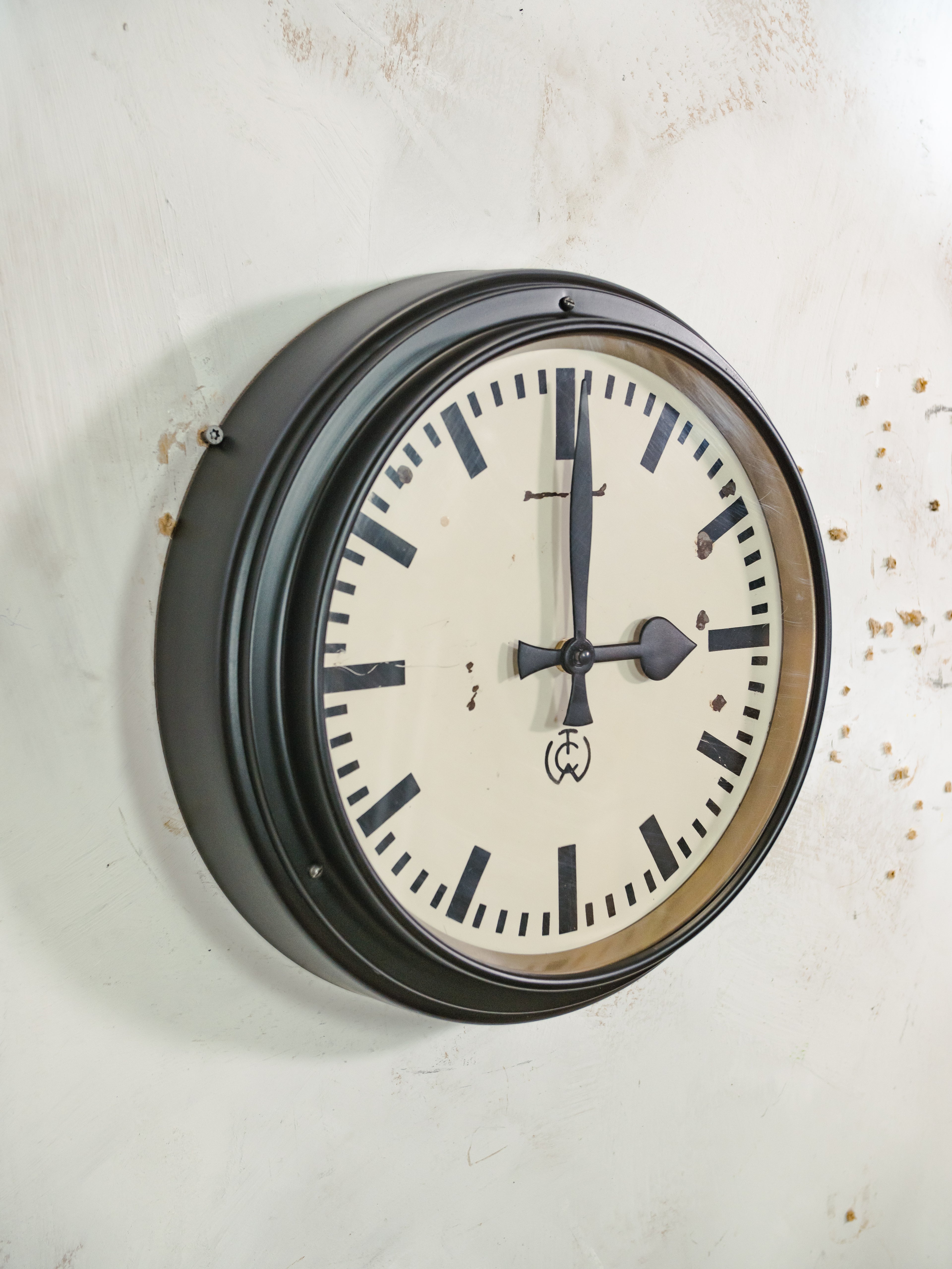 1950s Black Industrial Factory Wall Clock by CTW Carl Theodor Wagner, Made in Germany, Renovated Quartz mechanism, ∅32CM