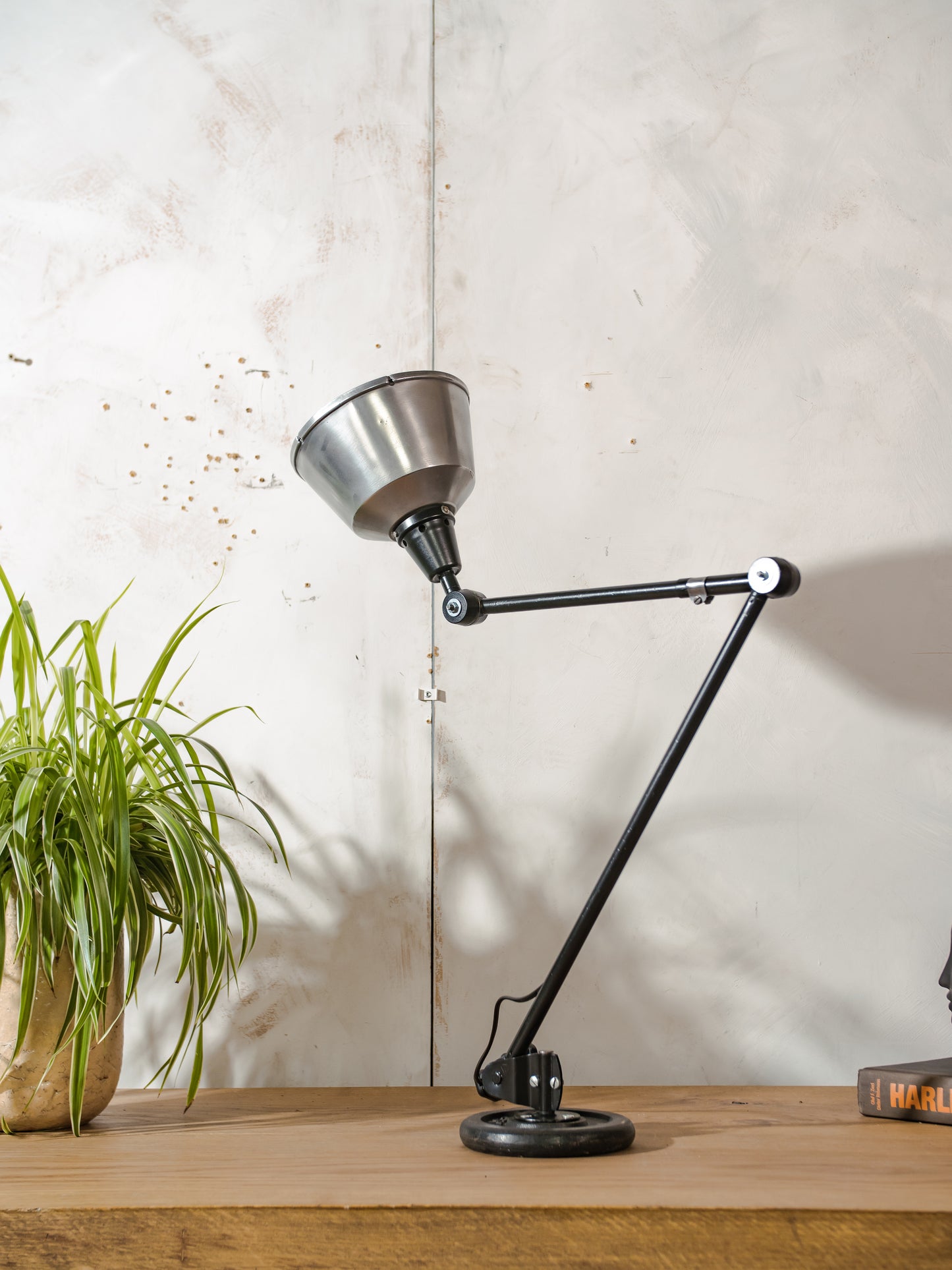 Restored 1950s Midgard R1 Lamp, Bauhaus Black Desk Light, German Designer Lighting, Curt Fischer Design