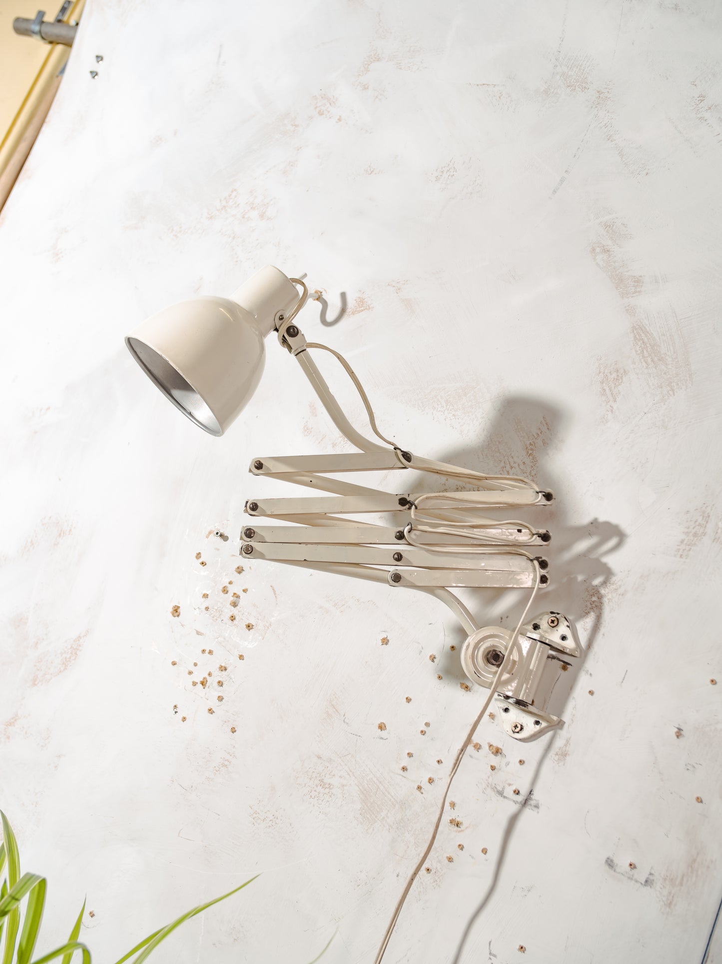 1930s White Scissor Lamp by Hala,old Workshop Harmonica Light, Bauhaus H. Th. J. A. Busquet Lighting