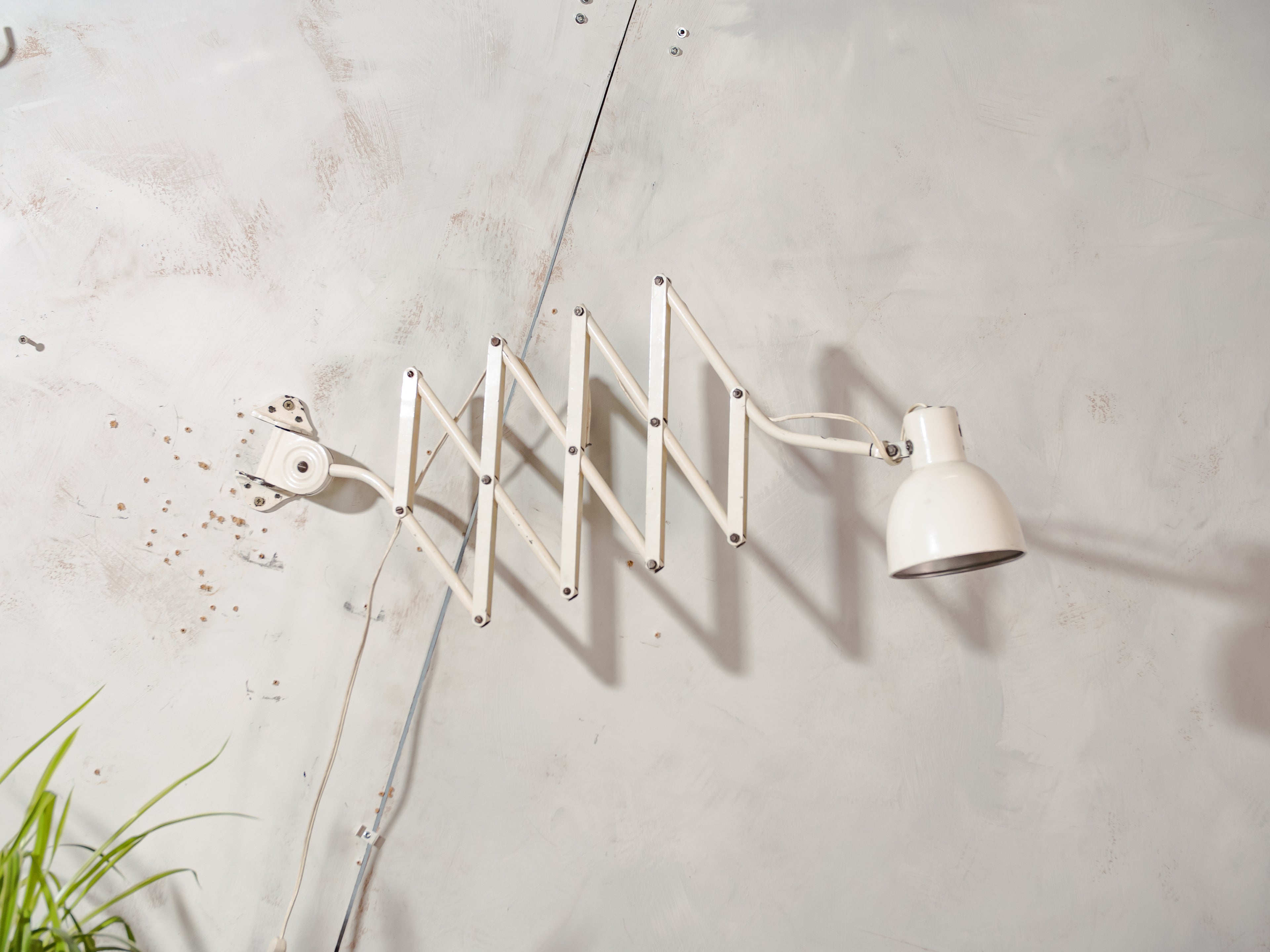 1930s White Scissor Lamp by Hala,old Workshop Harmonica Light, Bauhaus H. Th. J. A. Busquet Lighting