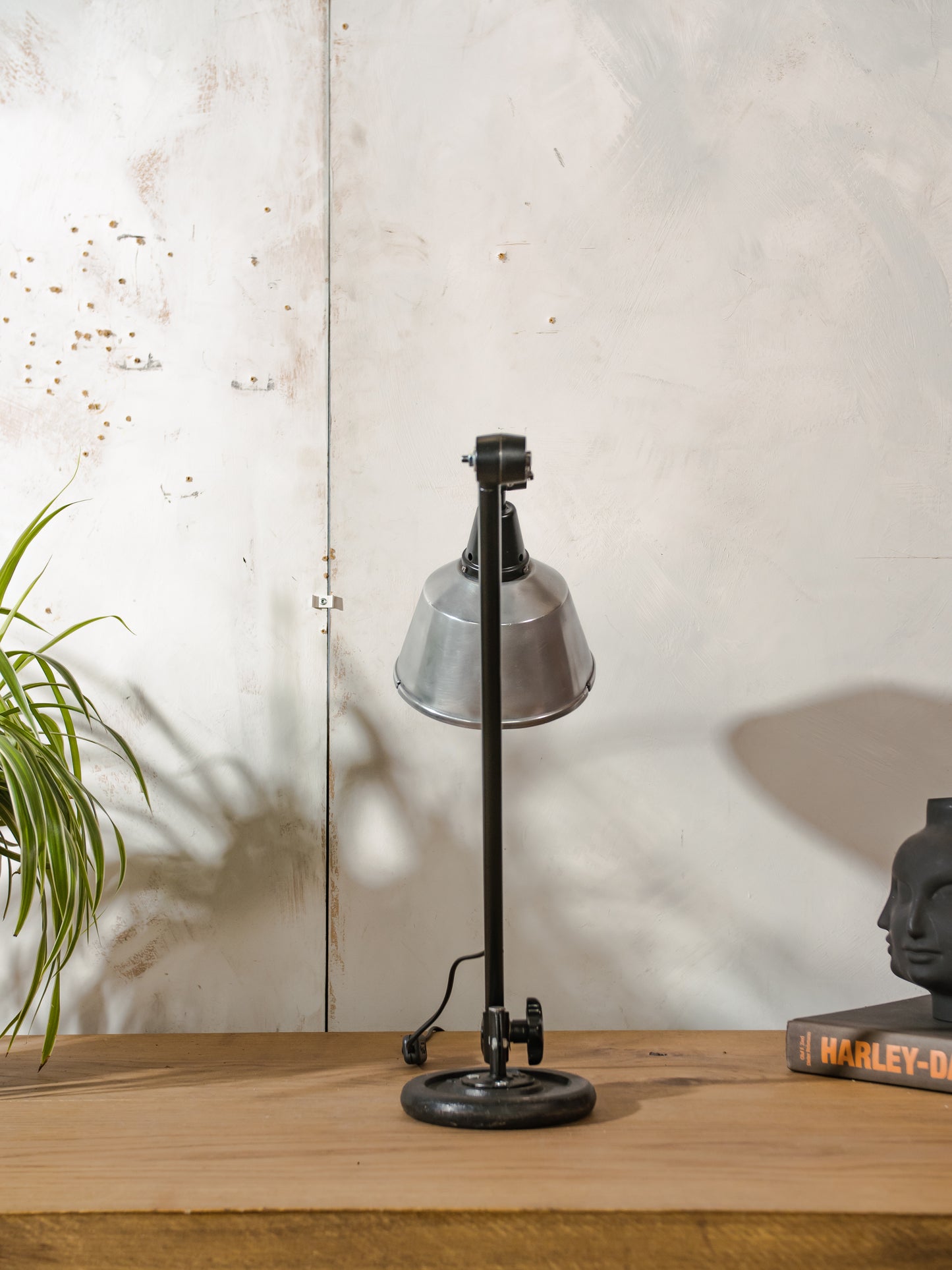 Restored 1950s Midgard R1 Lamp, Bauhaus Black Desk Light, German Designer Lighting, Curt Fischer Design