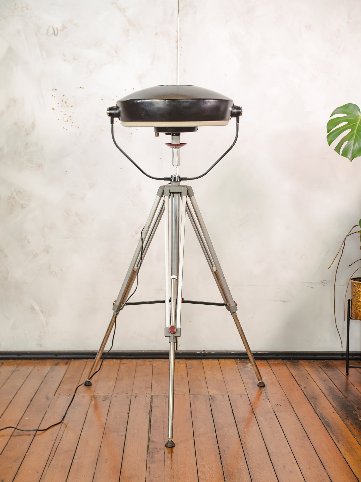 Vintage Black Repurposed Hospital Operating Lamp on Bilora Tripod, Retro Industrial Floor Lamp, Unique upcycled Surgical Lighting