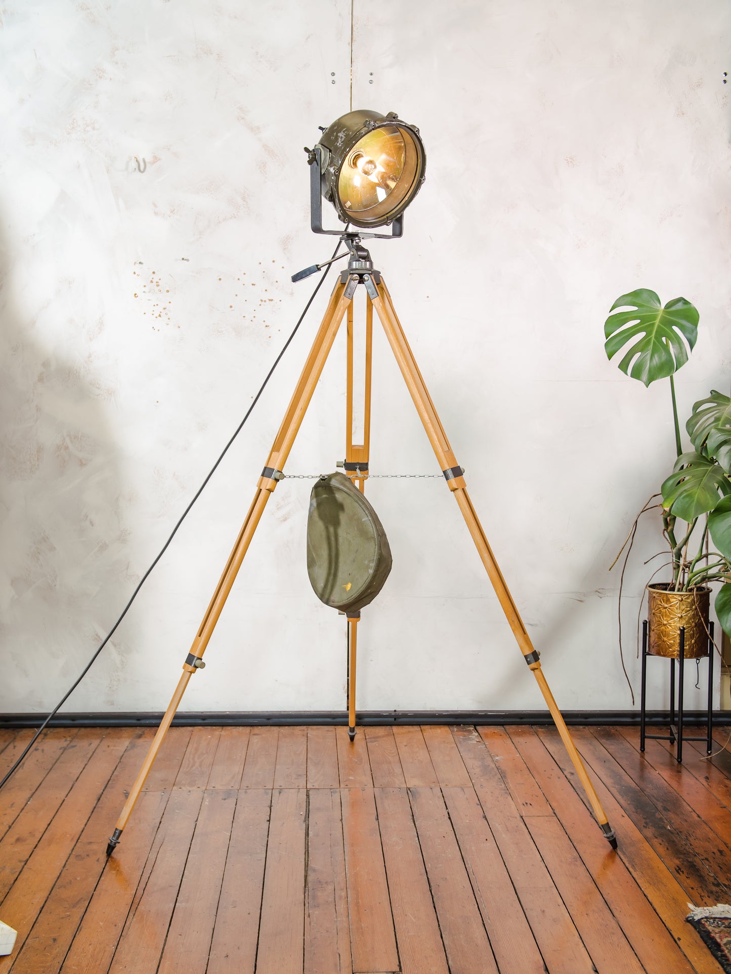 Vintage Military Leopard 1 Tank Searchlight Dutch Army on Wooden Tripod | Industrial Floor lamp Spotlight | Industrial statement Lighting