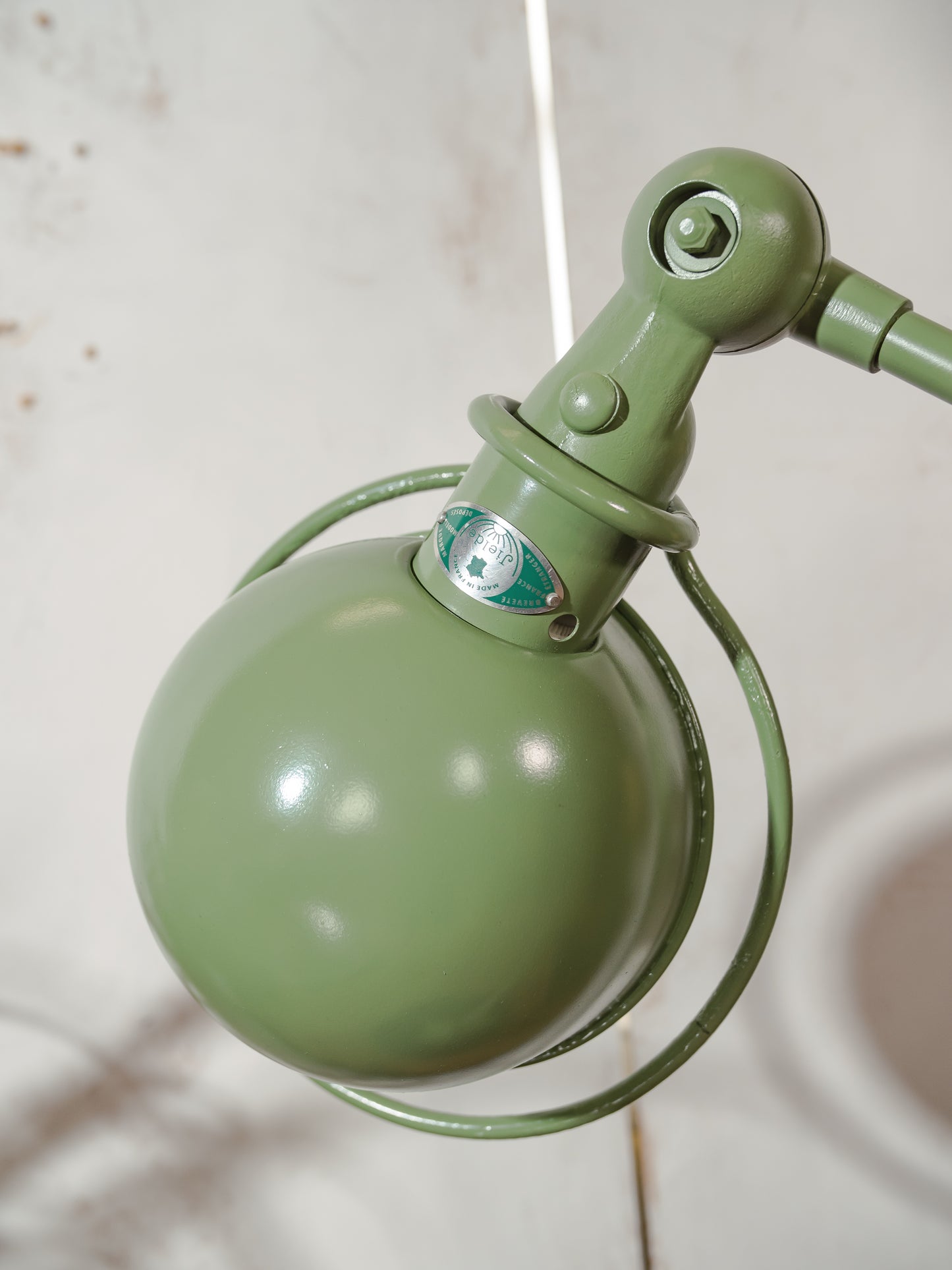 Vintage Green Jieldé Desk Lamp, 2 Arms 1950s, French Industrial Style Articulating Jielde Table light, with original Electrical Box