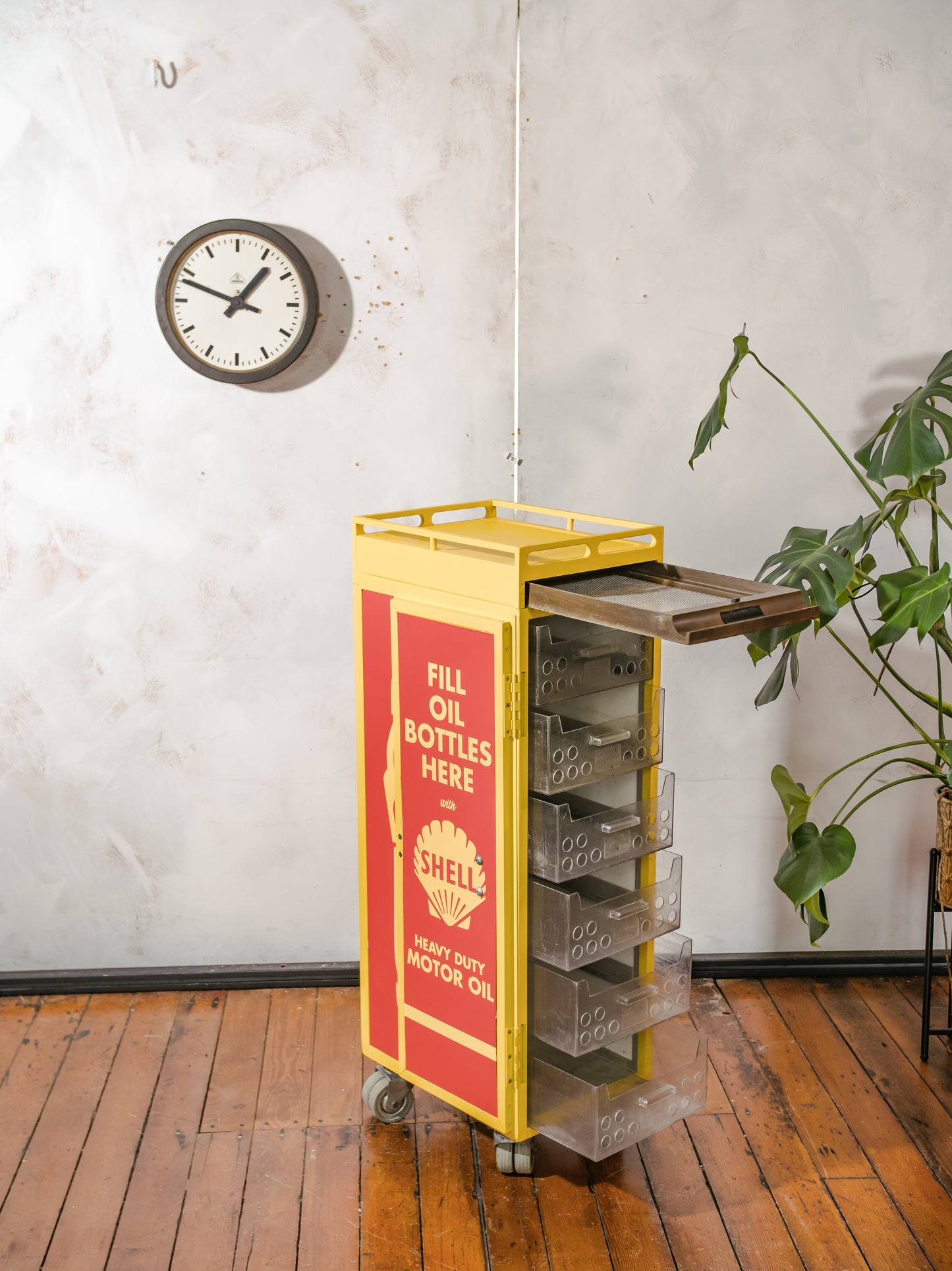 Lufthansa Airplane Trolley Upcycled, Unique Vintage Shell Gas Pump Design, Retro Aviation Storage Cabinet, Airline Galley Roling Bar Cart