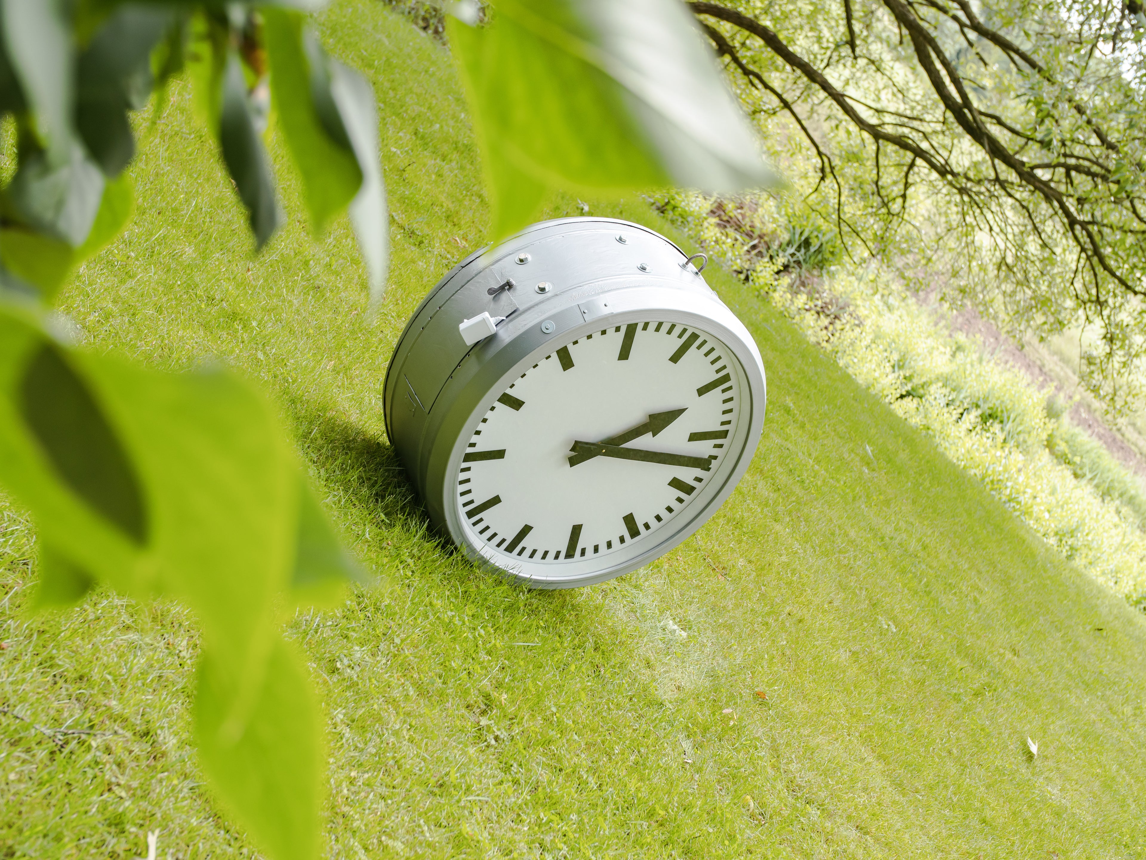 1950s Gray Station Clock Double sided Light-up by RFT, Vintage Rundfunk und Fermelde Technik, Diameter Ø75 CM, LED + Quartz converted