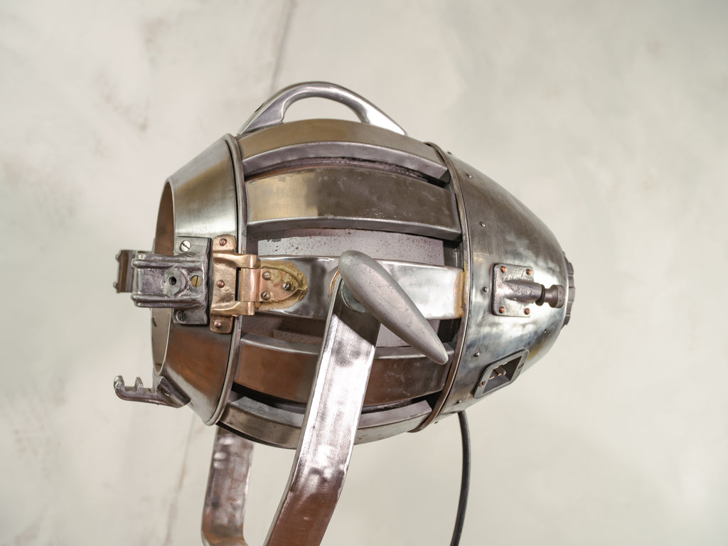 1930s Hewitt Universal Antique Hollywood Film Spotlight Floor Lamp Wooden Surveyors Tripod, Polished Theatre Projector, Collectors Item