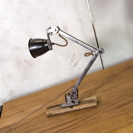 Vintage Industrial Machinist Lamp by EDL, 1950s 2 arm Workshop Desk lamp, Restored and renovated Task Lamp