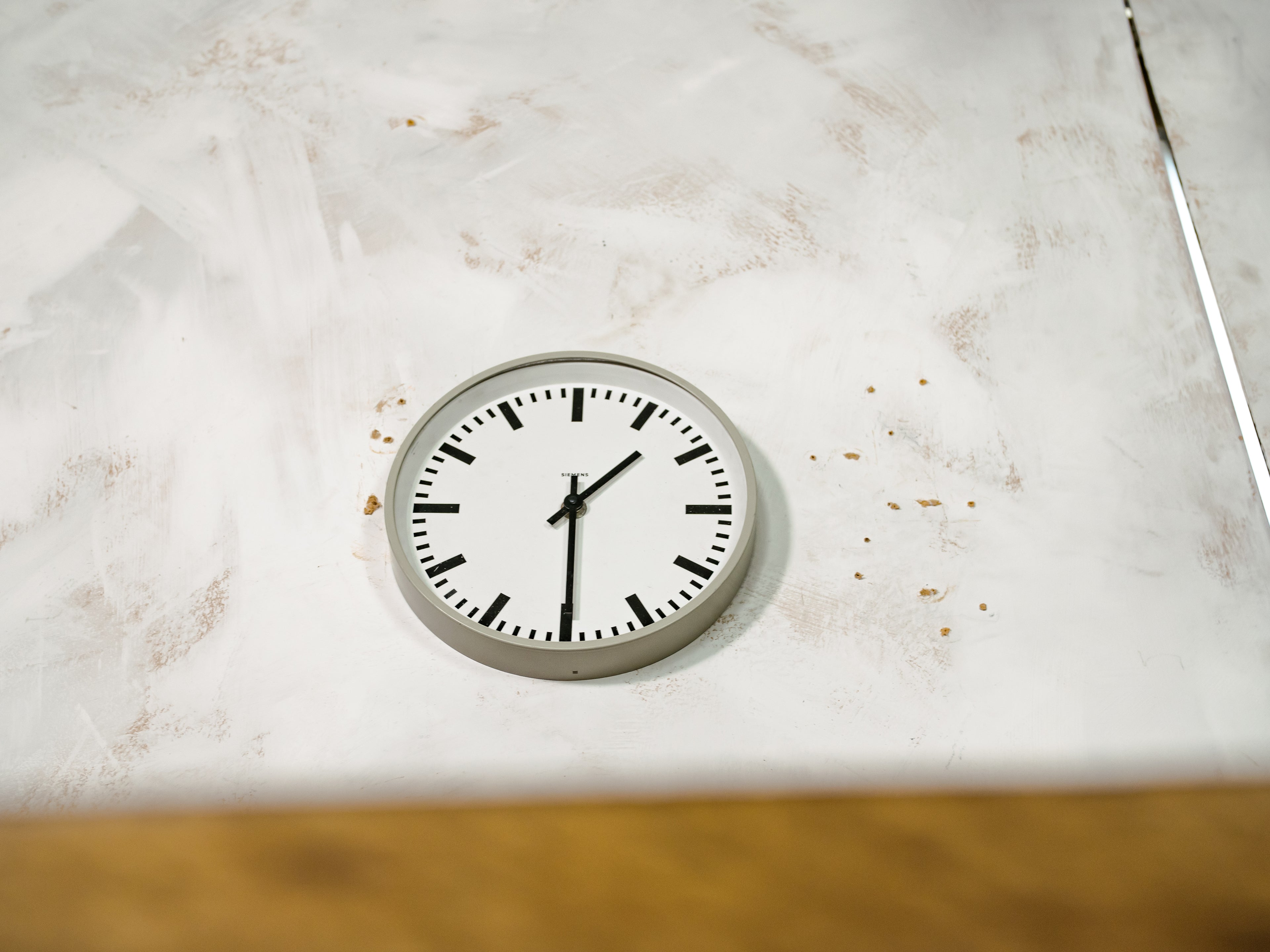 Keukenklok, Siemens Wandklok Werkplekklok Jaren 70, Kantoorklok, Secundair Uurwerk, uniek Housewarming cadeau interieur