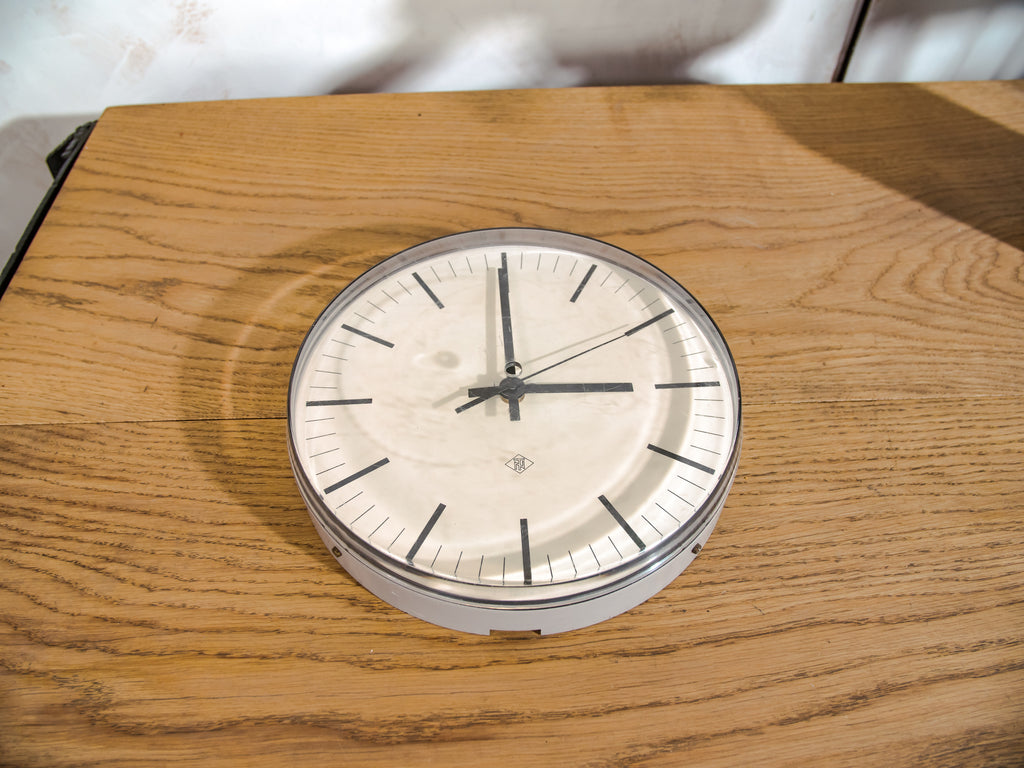 Retro TN 1970s Wall clock, Kitchen clockwork by Tele Norma West, made in Germany Plexiglass