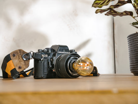 Vintage SLR Camera Desk Lamp, Upcycled Praktica BC3 with Adjustable Strap & LED Bulb Compatibility, Usable as Table lamp and Wall lamp