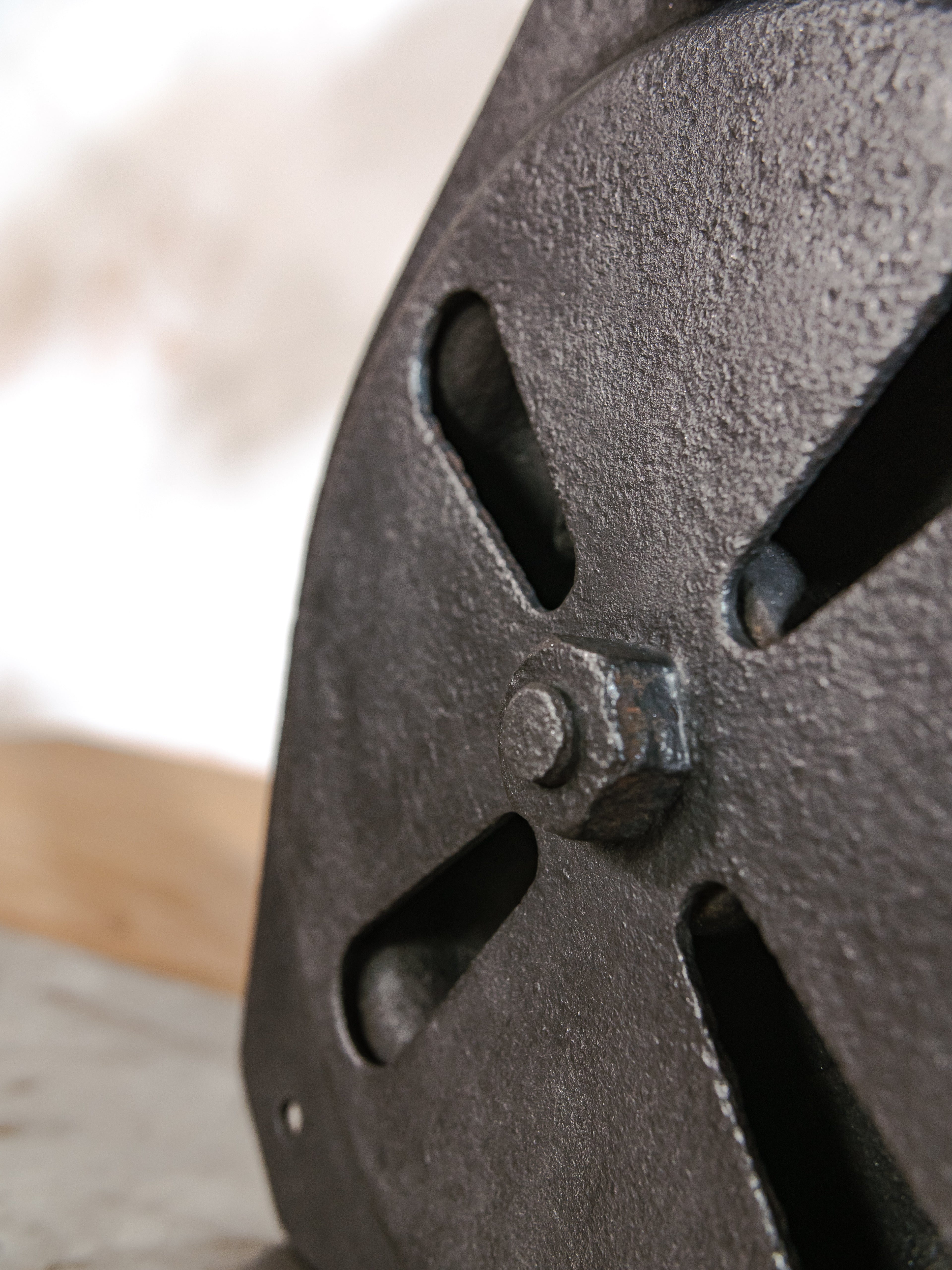 Antique Cast iron Pulley, Rustic Farm Country Hay Trolley, Barn pulleys Farmhouse Decor, Vintage hardware
