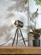 Vintage Bell & Howell Super 8 Filmcamera Bureaulamp, Upcycled Tafellamp op antiek Statief