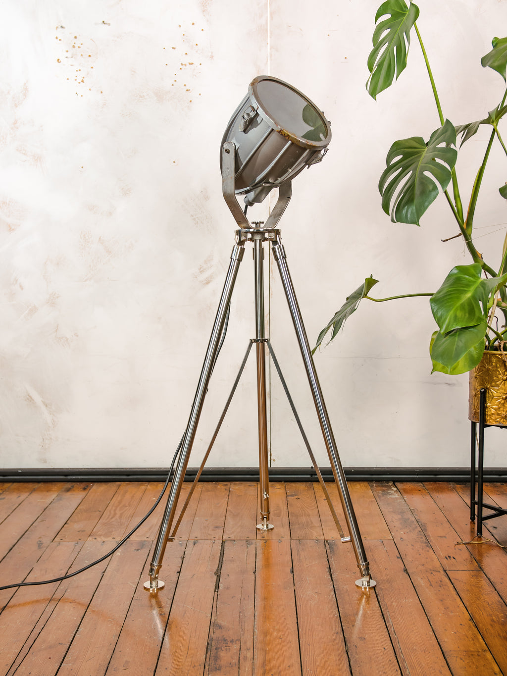 Vintage Spotlight on Chrome Tripod Floor Lamp, Gray 1970s CCCP Soviet Rocket Shaped industrial Lighting, Mid Century Modern