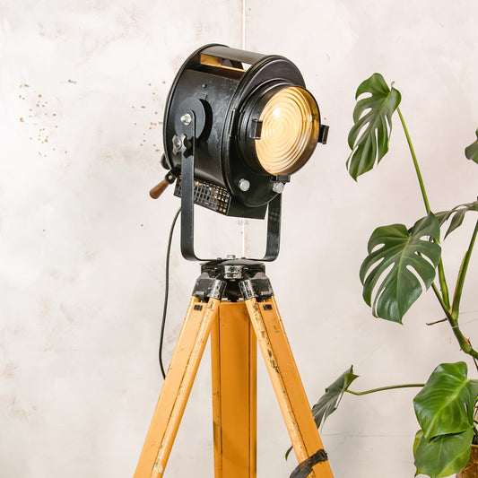 Antique 1950s A.E. Cremer Paris Black Film Spotlight on Vintage Wooden Surveyor Tripod, Theatre lamp, Industrial Retro Fresnel Lighting