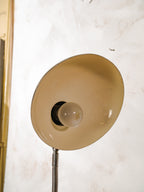 SIS Duitsland Bauhaus Bureaulamp Zwart Model 50, 1960s Mid Century Modern Tafelverlichting, Grote lampenkap E27