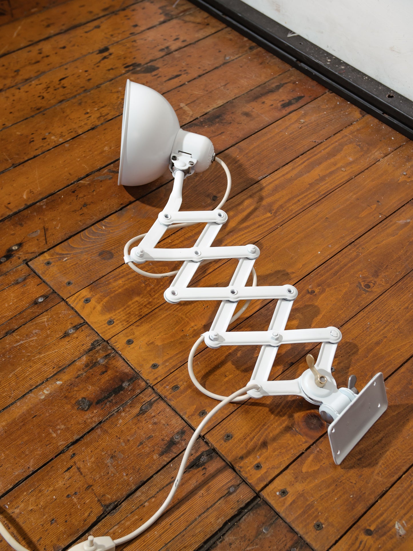 White 1930s Kaiser Idell 6718 Scissor Lamp,Restored Bauhaus Wall lighting, Antique light designed by Christian Dell