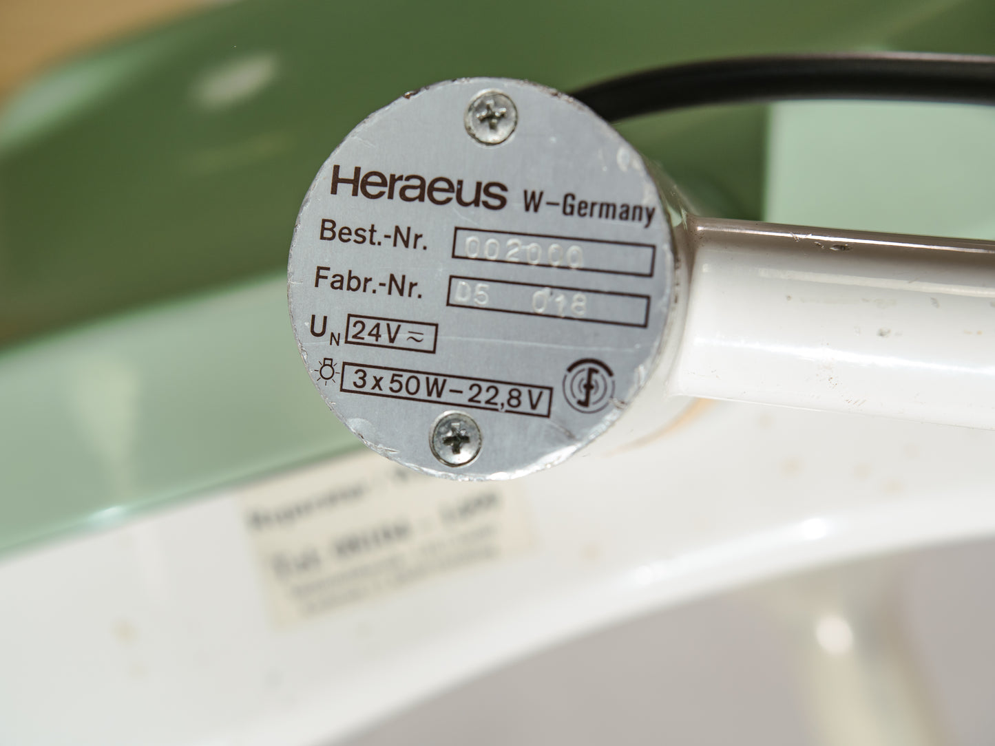 White & Green Retro Medical Spotlight Floor Lamp by Heraeus Hanaulux, Upcycled Hospital History on wooden Surveyors Tripod