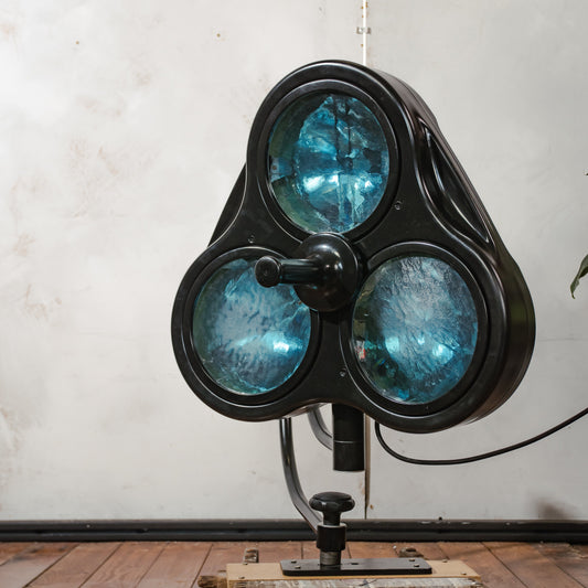 Vintage industriële operatielamp van Heraeus Hanaulux London | Retro medische Upcycled operatielamp ziekenhuis