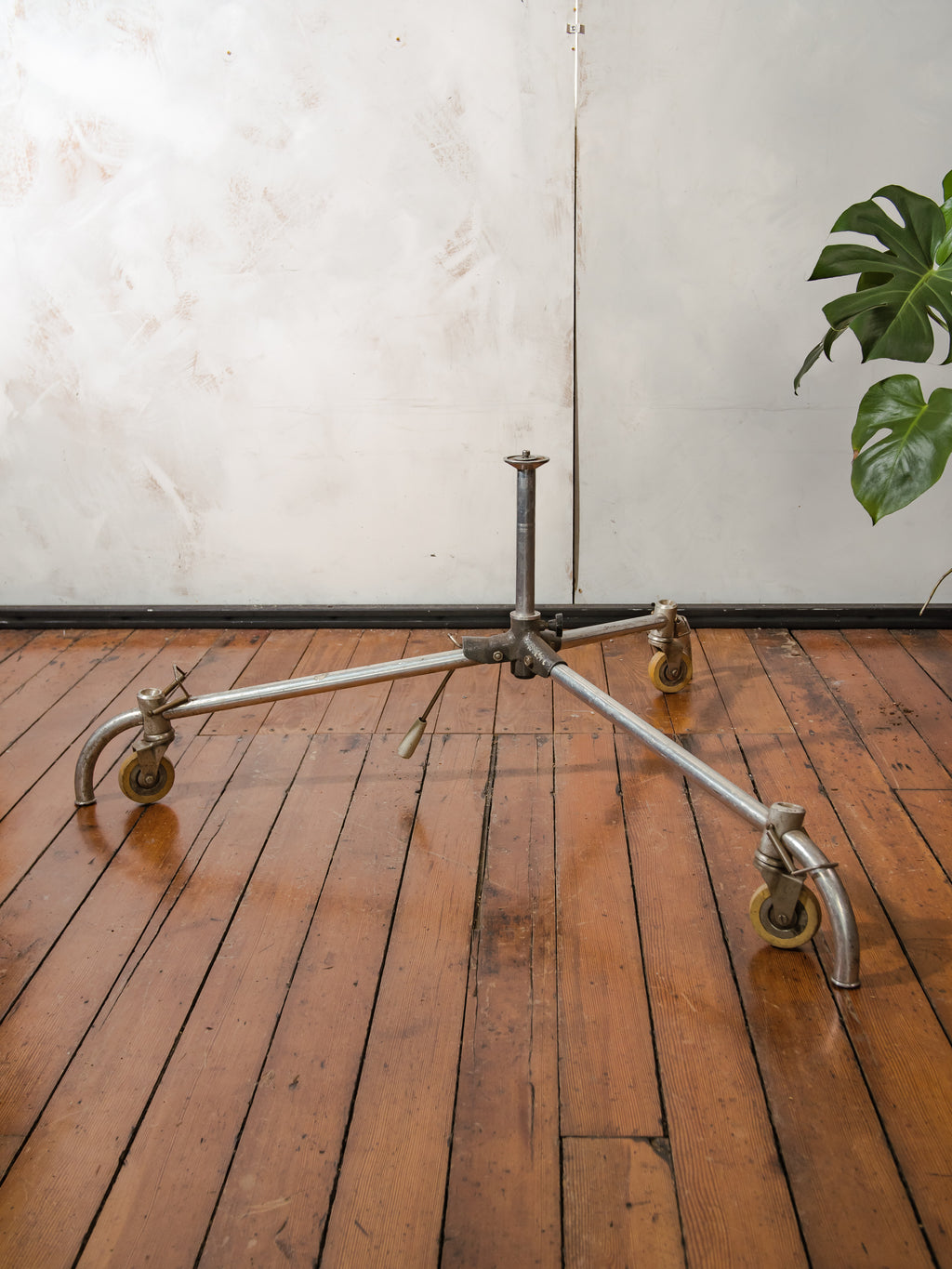 Vintage Berlebach DDR Studio Tripod Dolly Rolling Stand on wheels | 1970s-80s UNI 800 | Industrial Photography Film Equipment