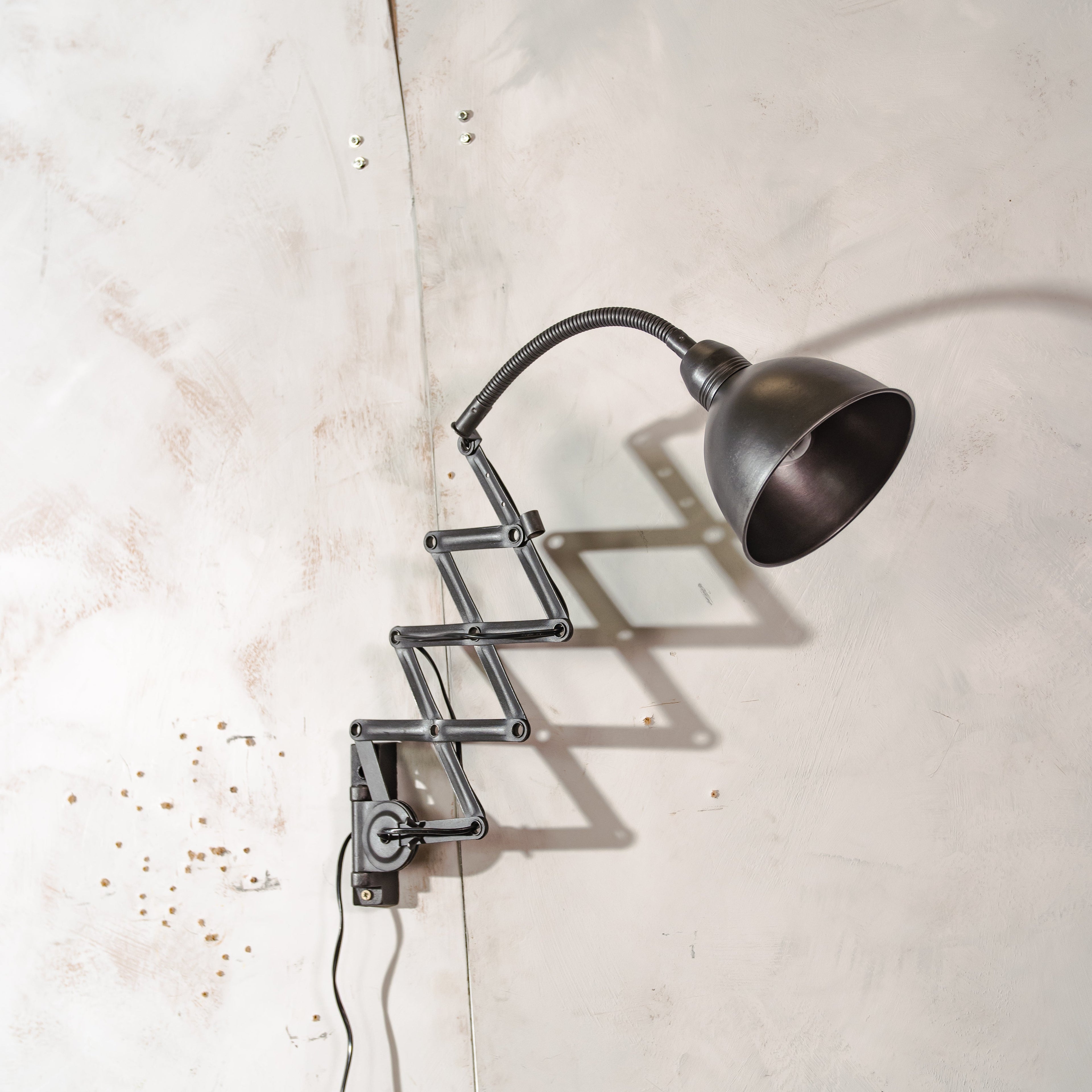 Vintage Machine black Scissor Lamp with Gooseneck, 1960s Wall Lighting by Elektroinstala Decín, Industrial Extendable Accordion Light