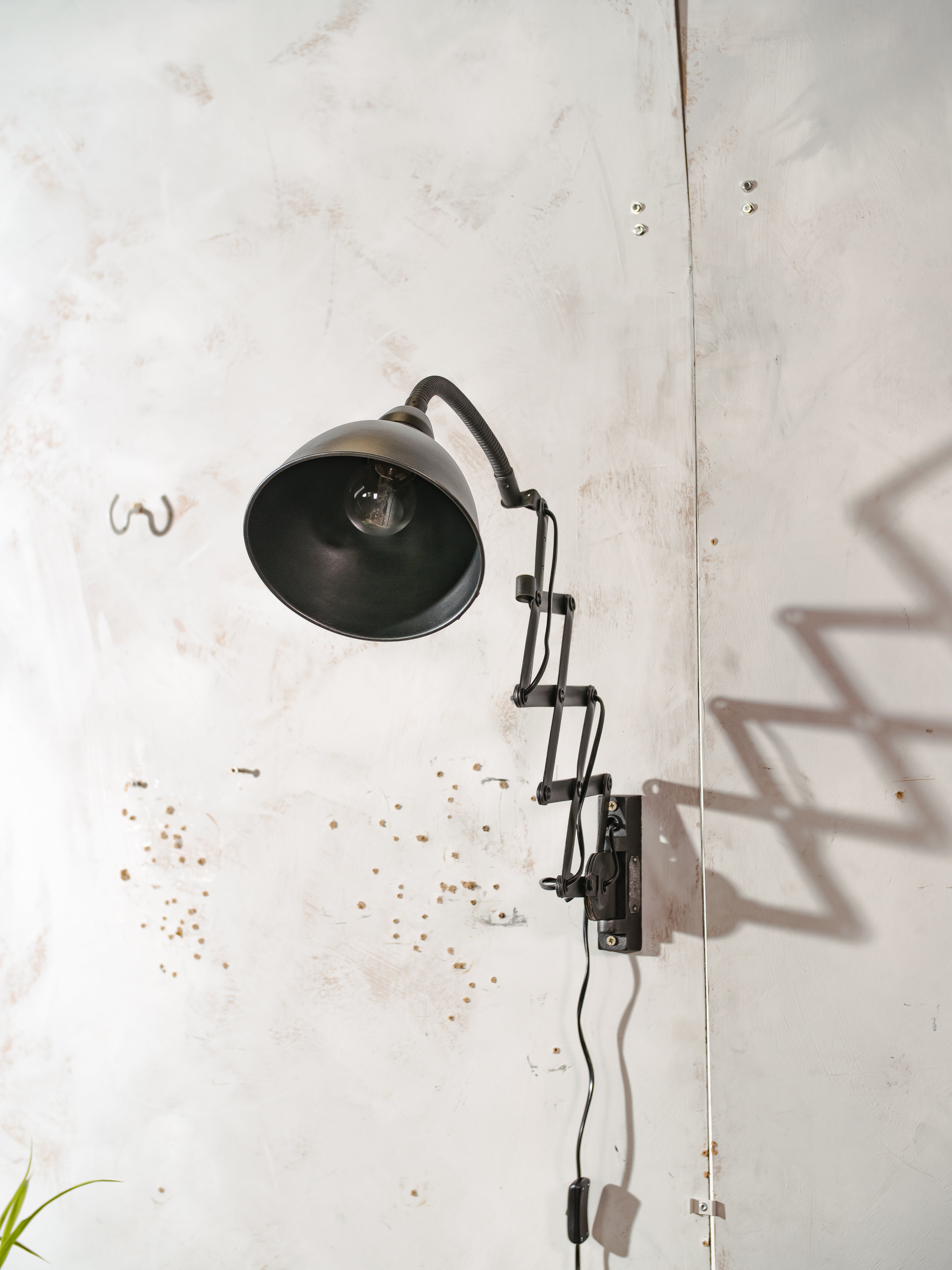 Vintage Machine black Scissor Lamp with Gooseneck, 1960s Wall Lighting by Elektroinstala Decín, Industrial Extendable Accordion Light