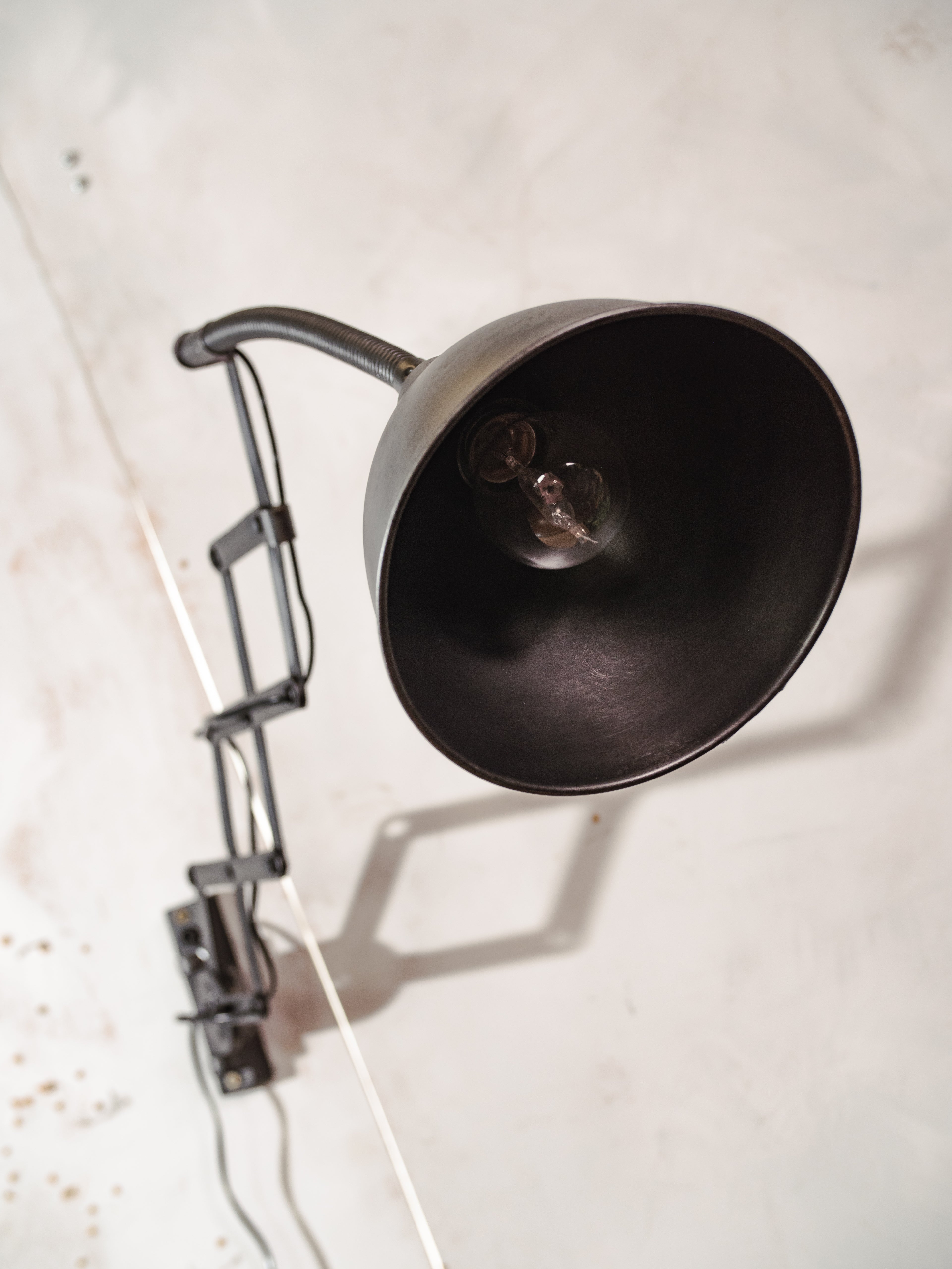 Vintage Machine black Scissor Lamp with Gooseneck, 1960s Wall Lighting by Elektroinstala Decín, Industrial Extendable Accordion Light